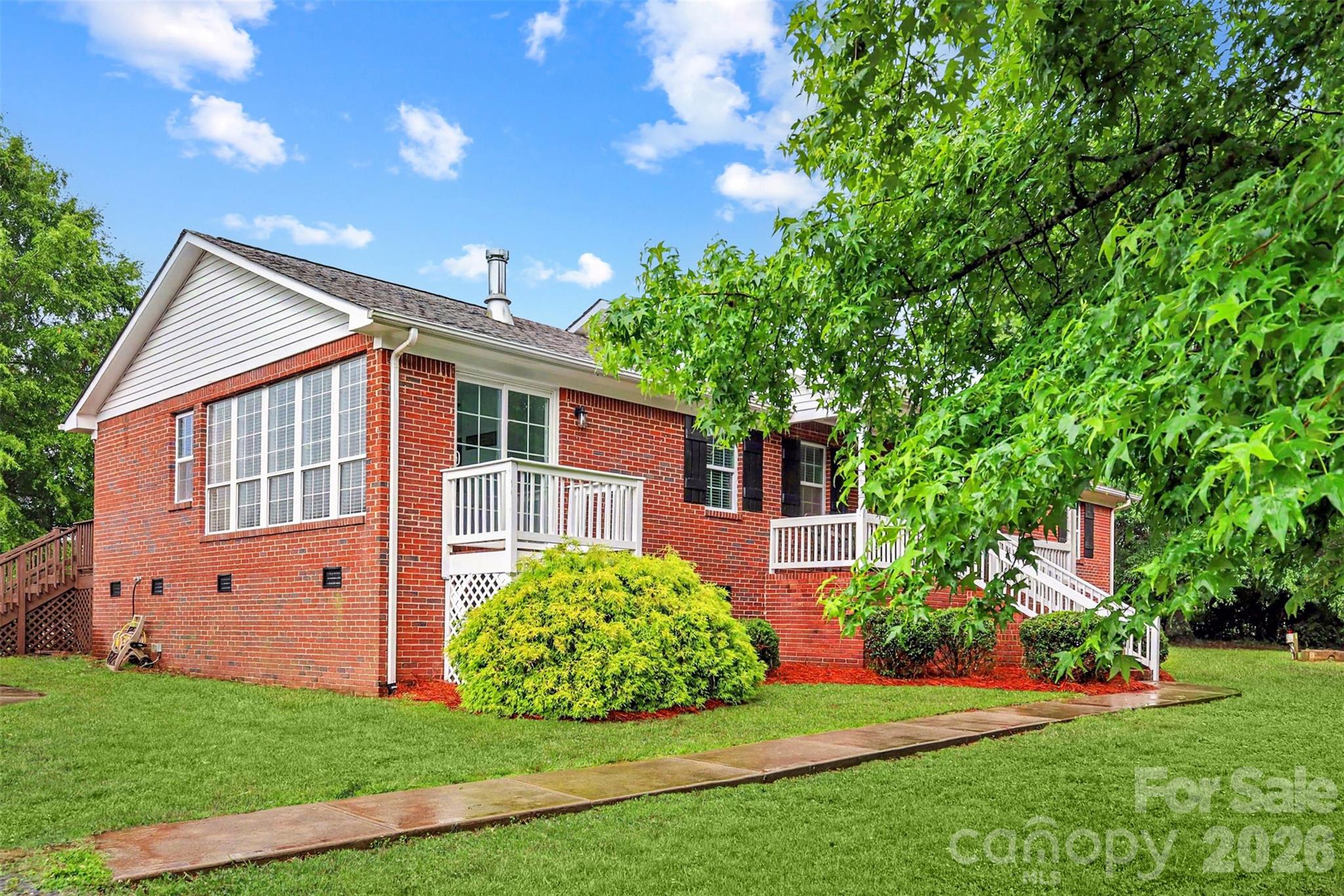 2219 Rock Rest Road — Wingate