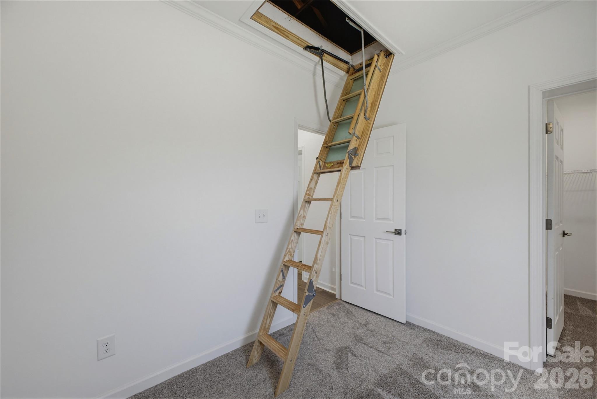 109 Sarah Avenue — Newton