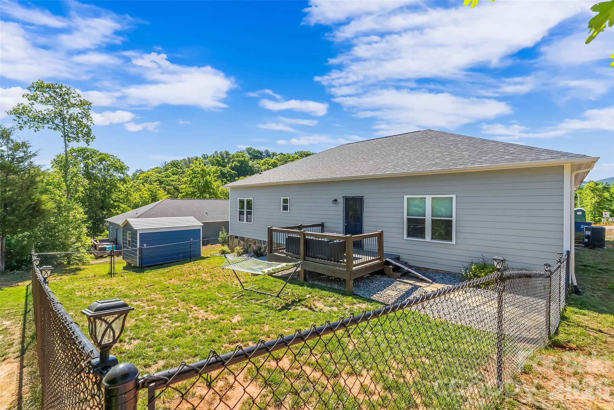 2455 Saratoga Run — Morganton