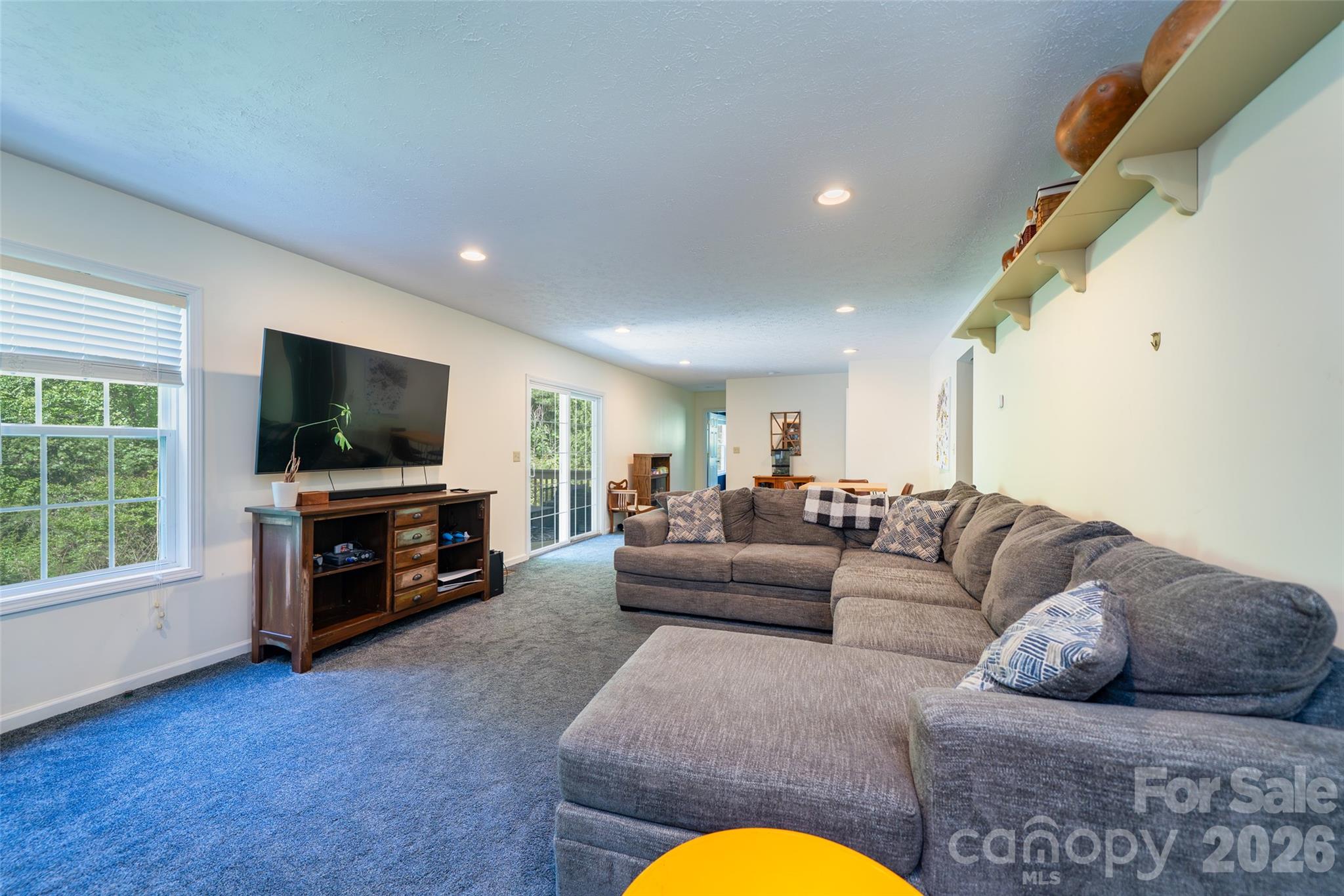 7 Firestone Court — Etowah