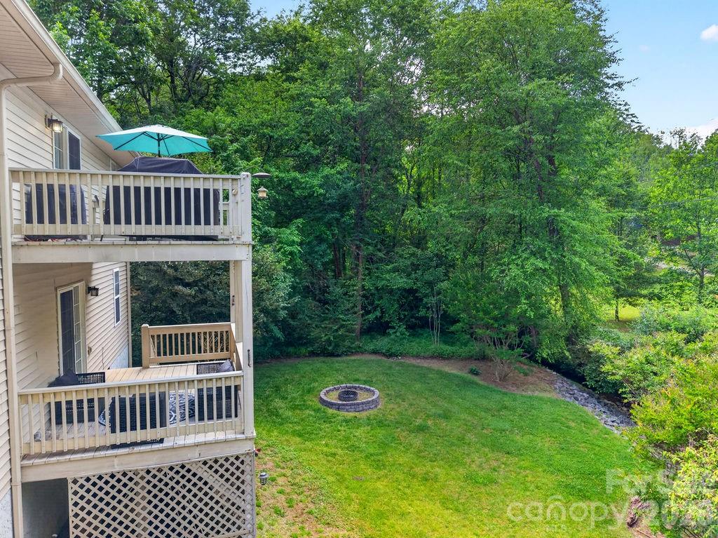 7 Firestone Court — Etowah