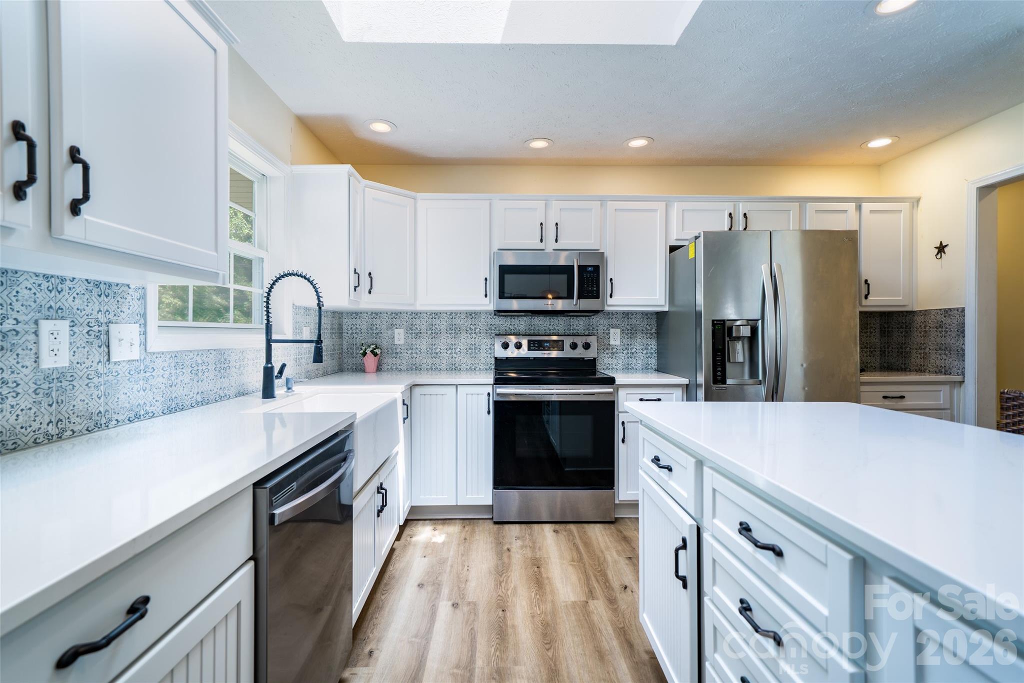 7 Firestone Court — Etowah