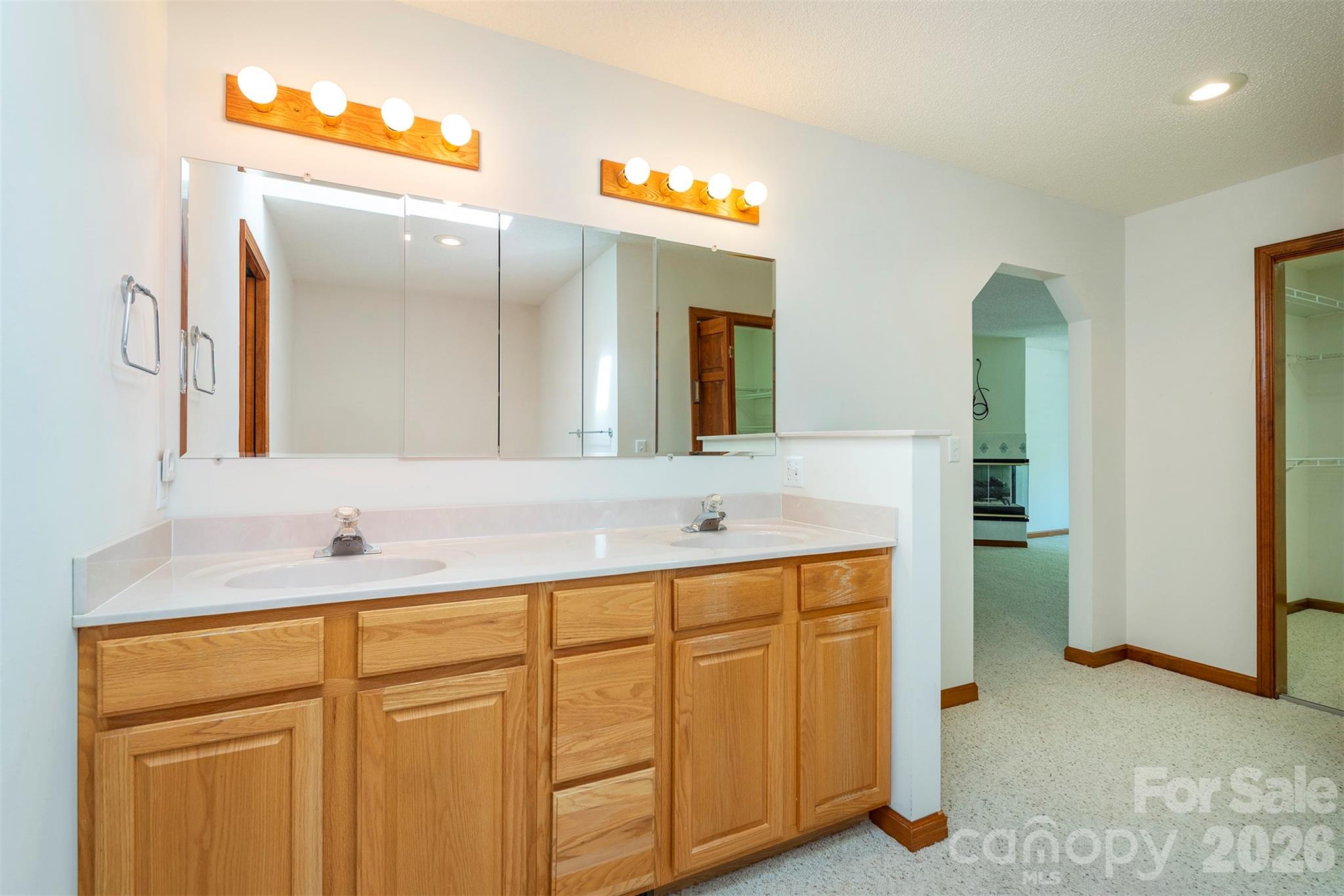 29 Hillcreek Drive — Asheville