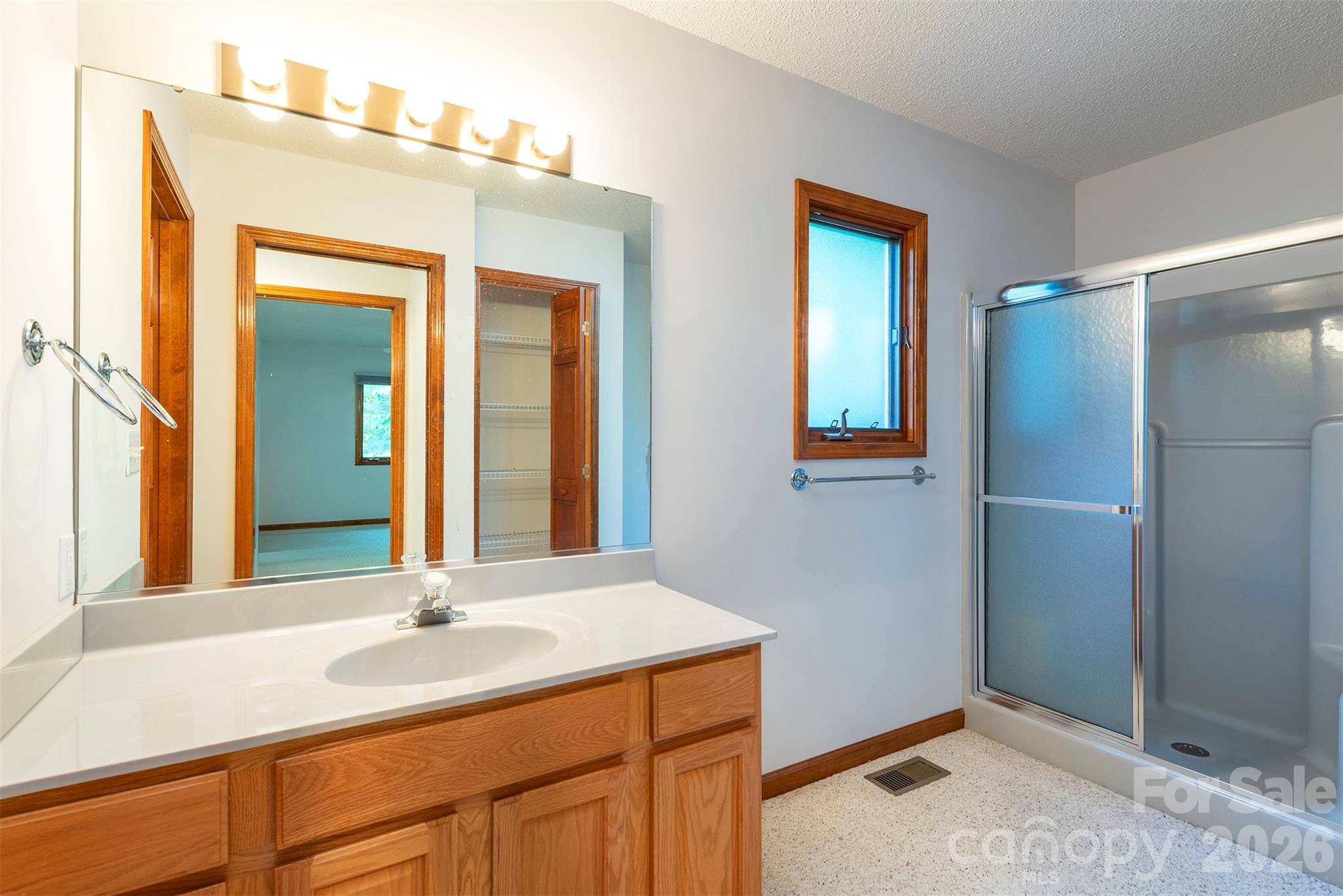 29 Hillcreek Drive — Asheville