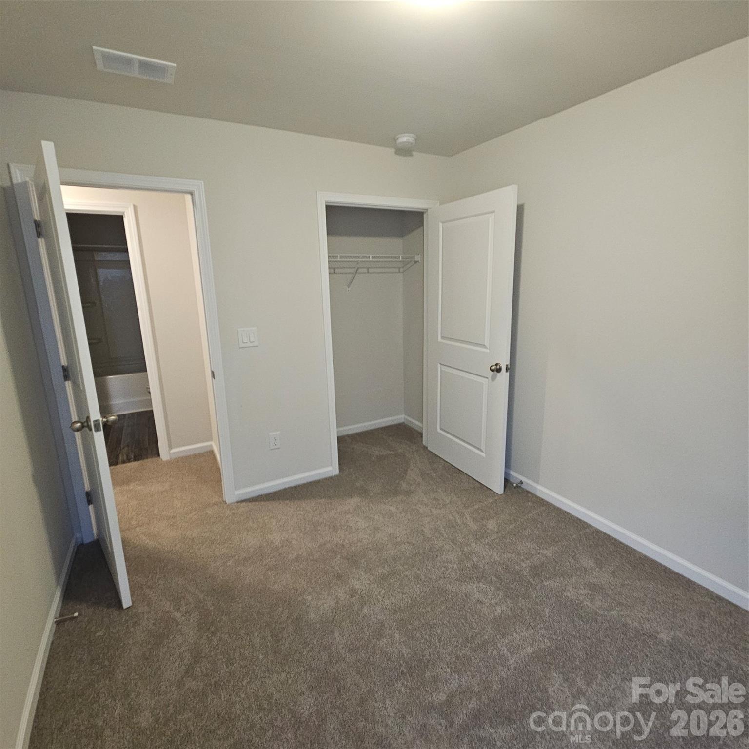 1016 Berry Patch Circle — Summerville