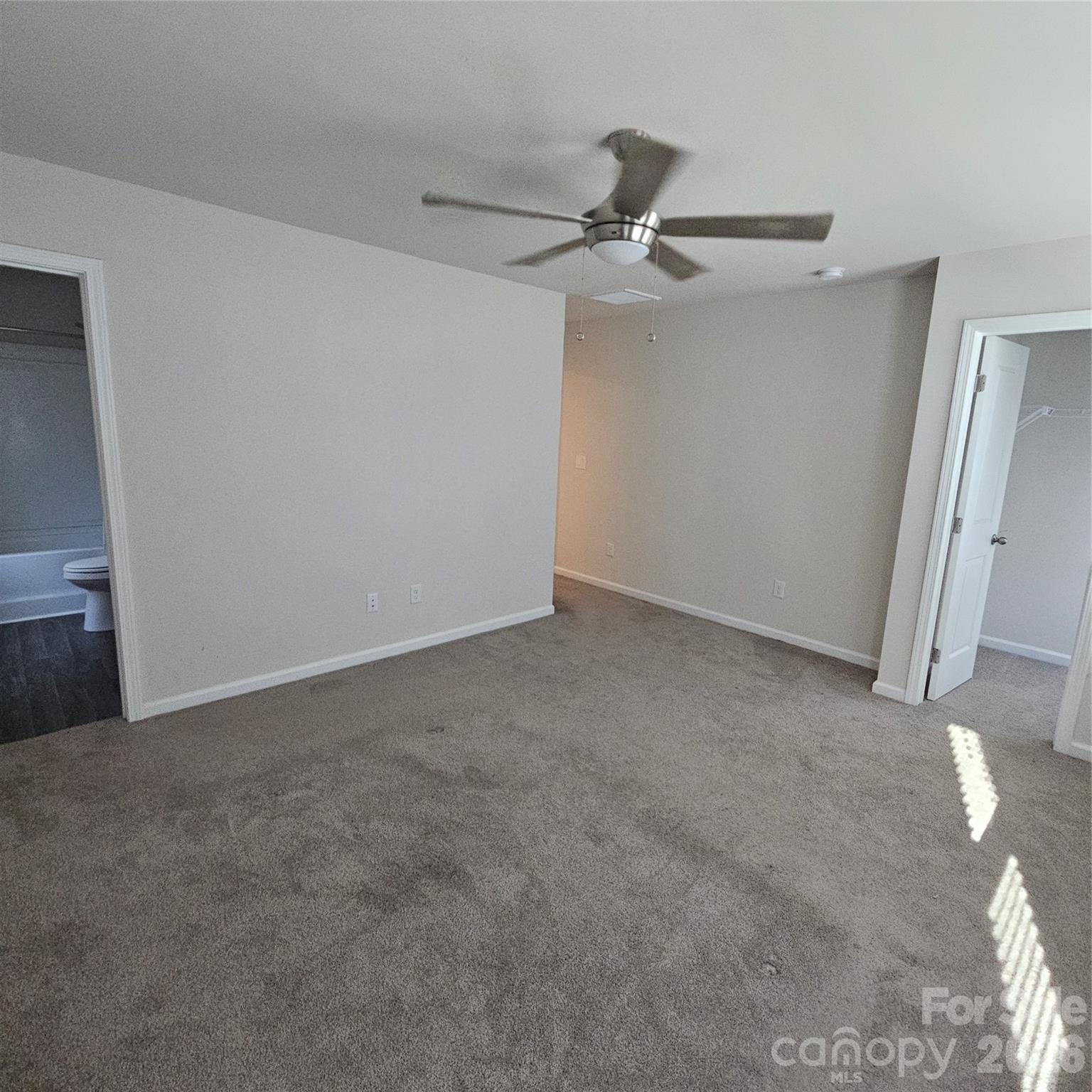 1016 Berry Patch Circle — Summerville