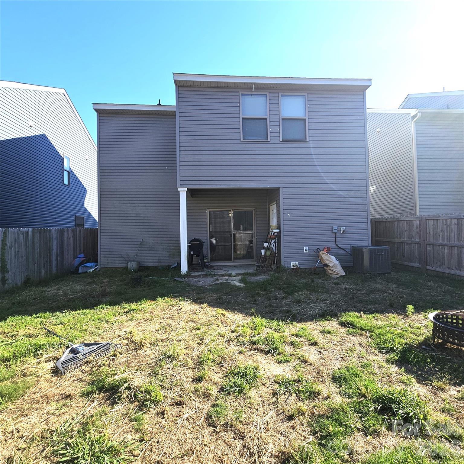 1016 Berry Patch Circle — Summerville