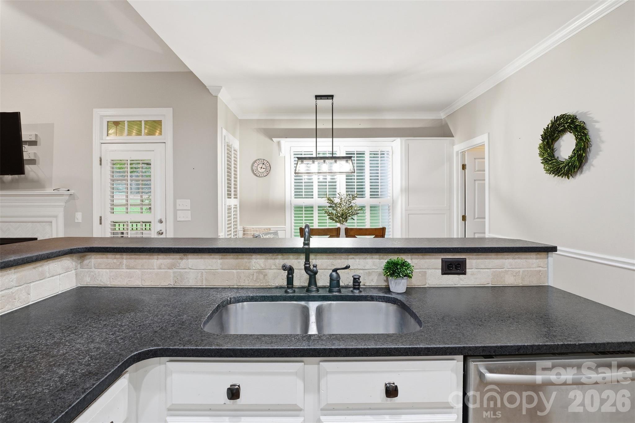 816 Celbridge Court — Charlotte