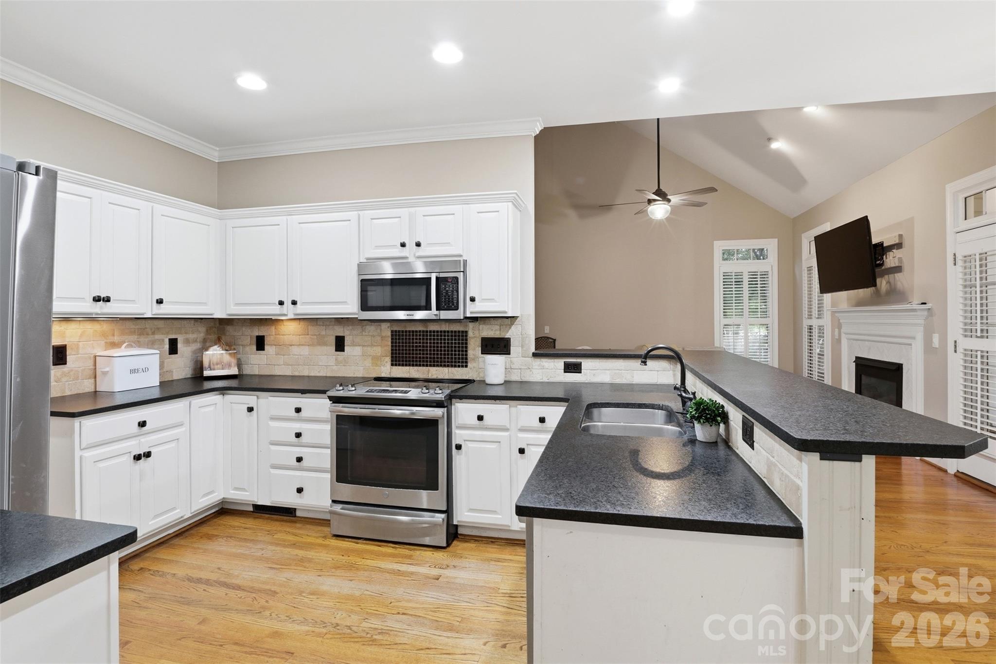 816 Celbridge Court — Charlotte