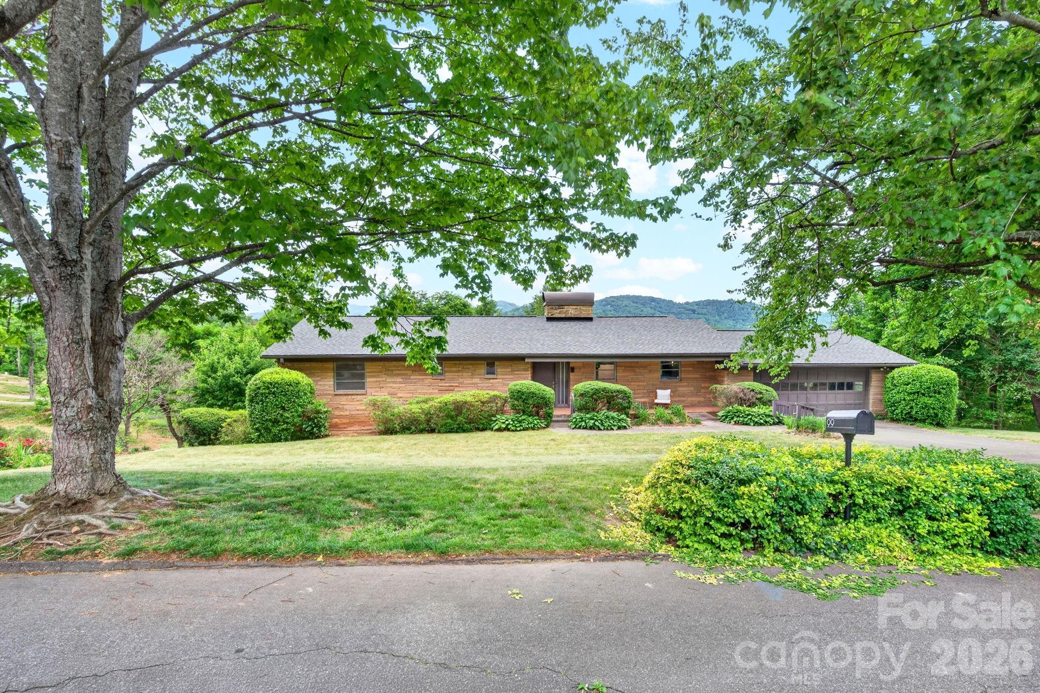 99 Marlborough Road — Asheville