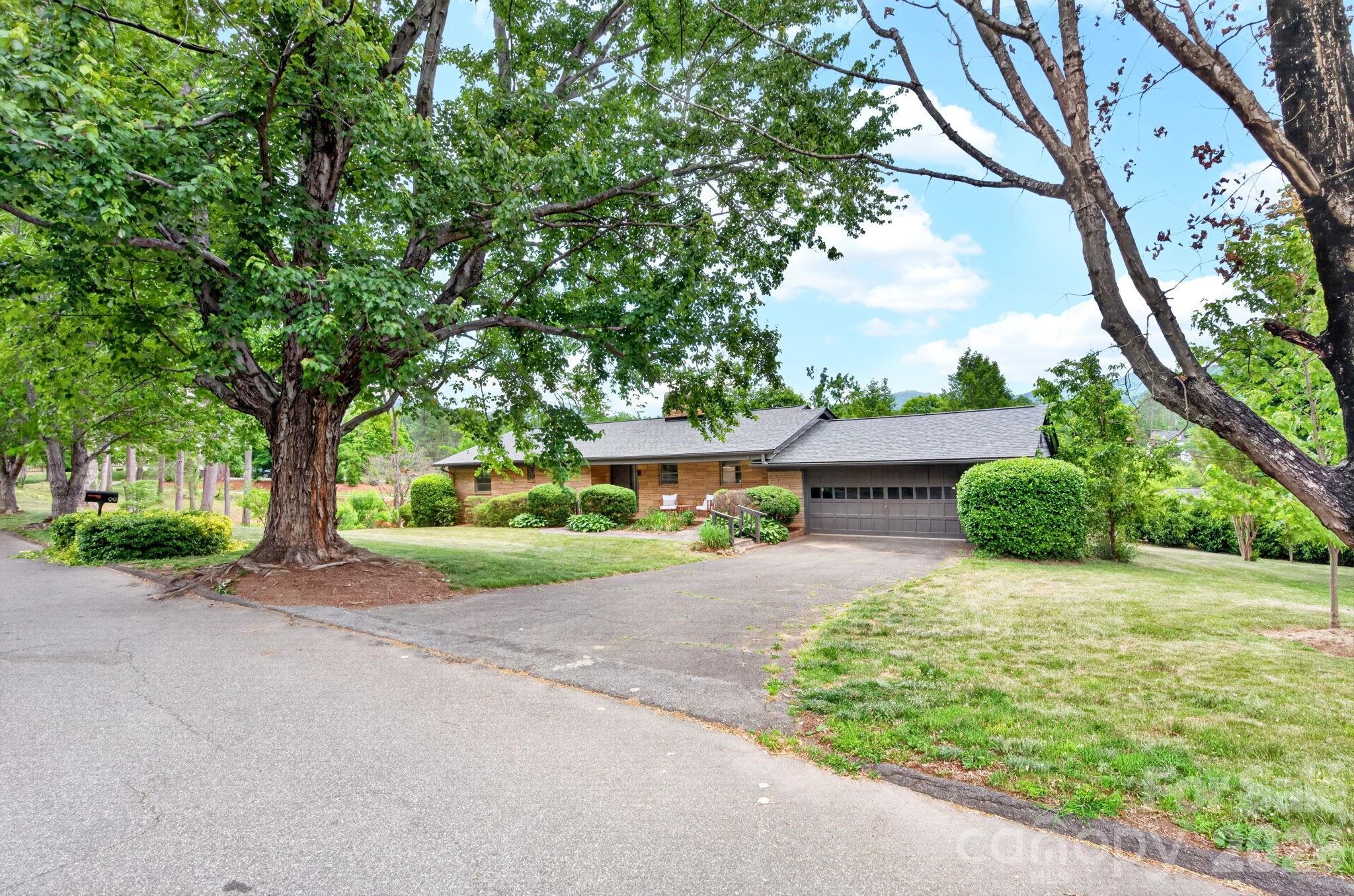 99 Marlborough Road — Asheville