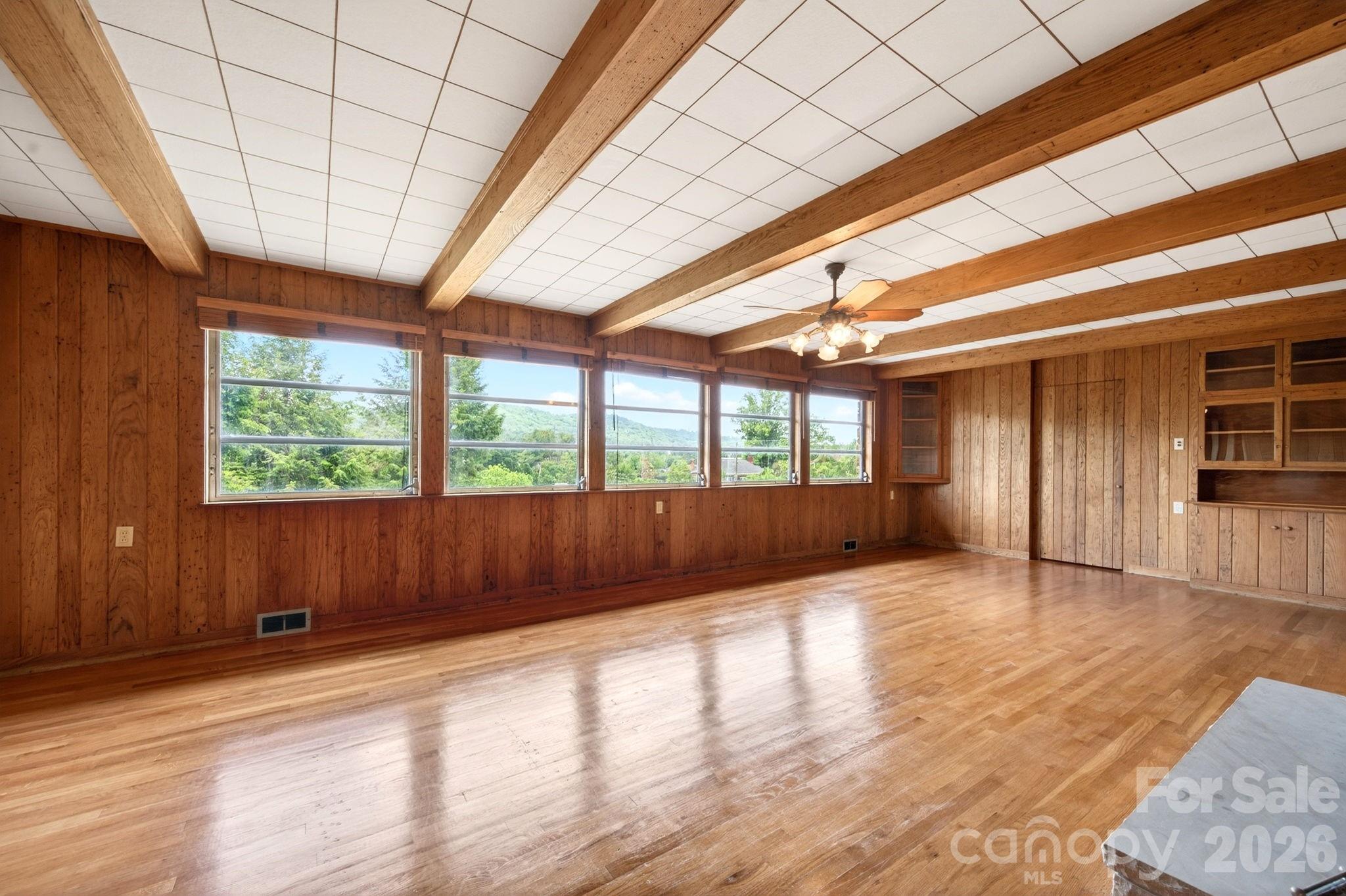 99 Marlborough Road — Asheville