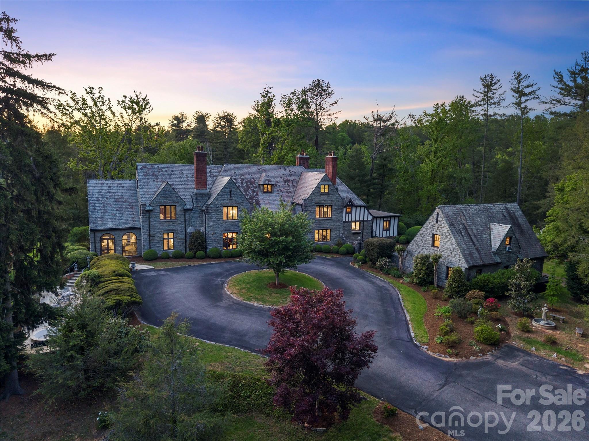 436 Vanderbilt Road — Biltmore Forest
