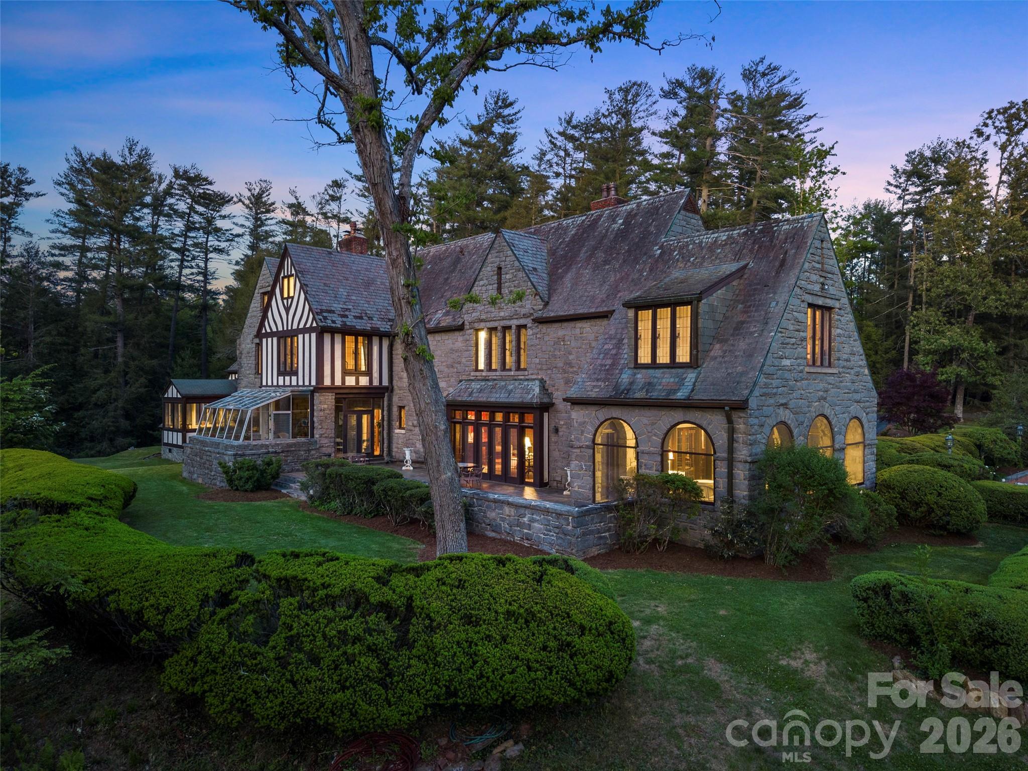 436 Vanderbilt Road — Biltmore Forest