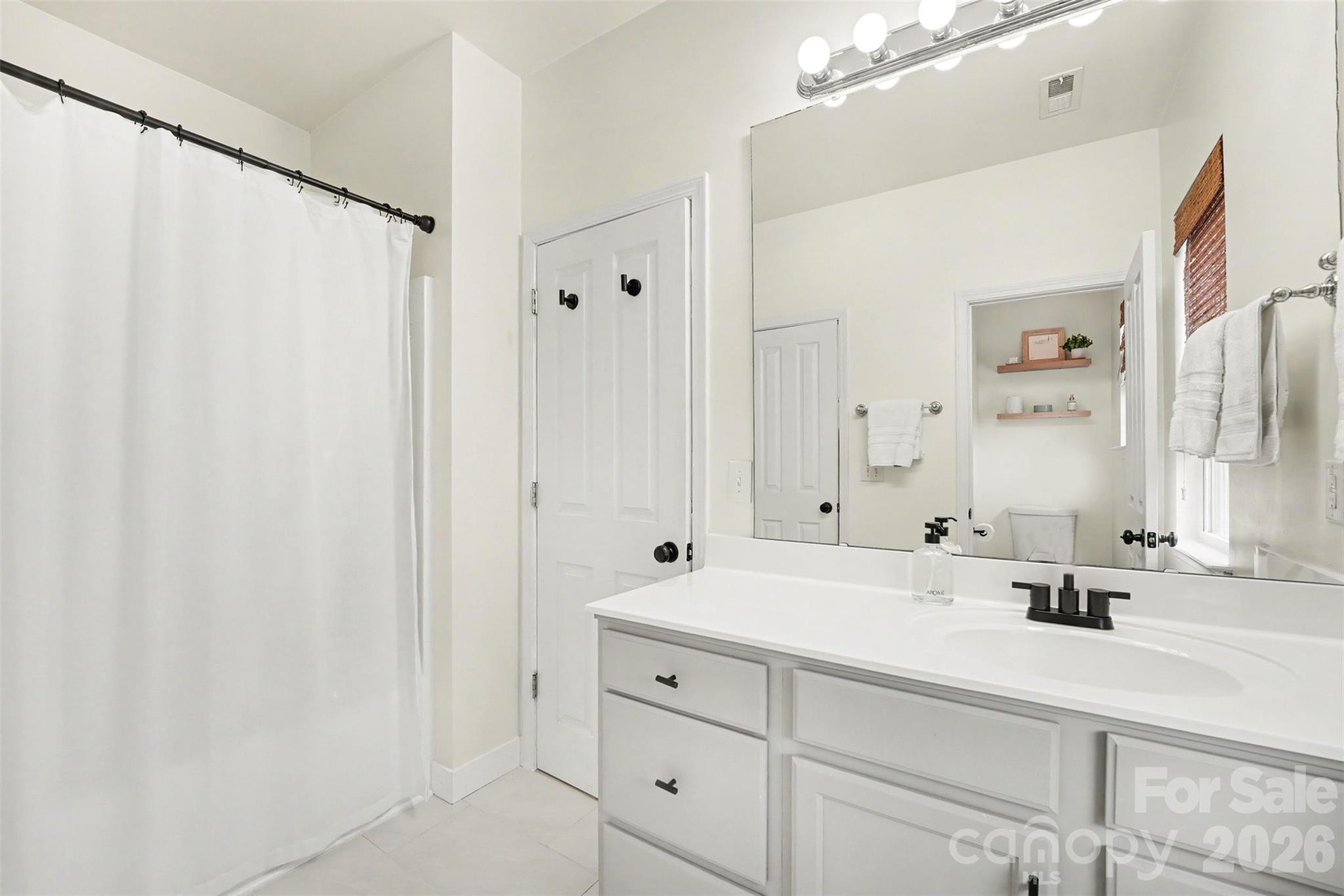 116 E Decatur Avenue — Mooresville