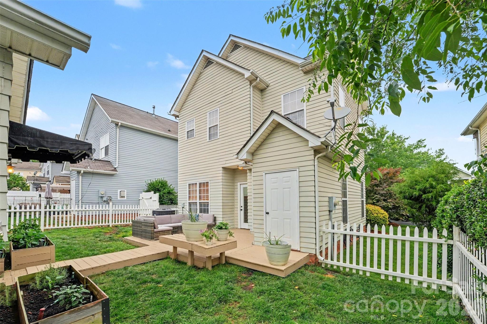 116 E Decatur Avenue — Mooresville