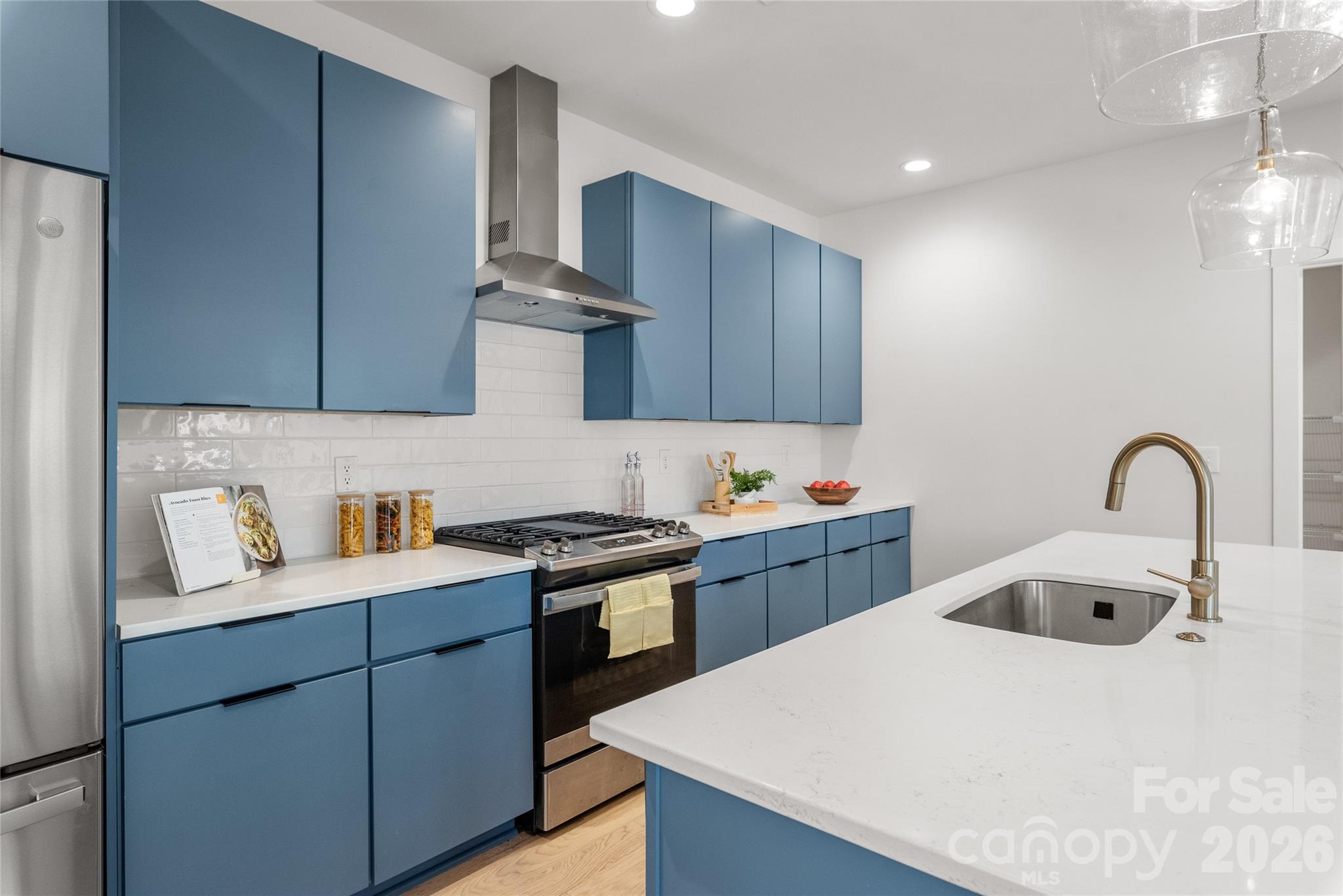 5773 Stephanie Street — Charlotte
