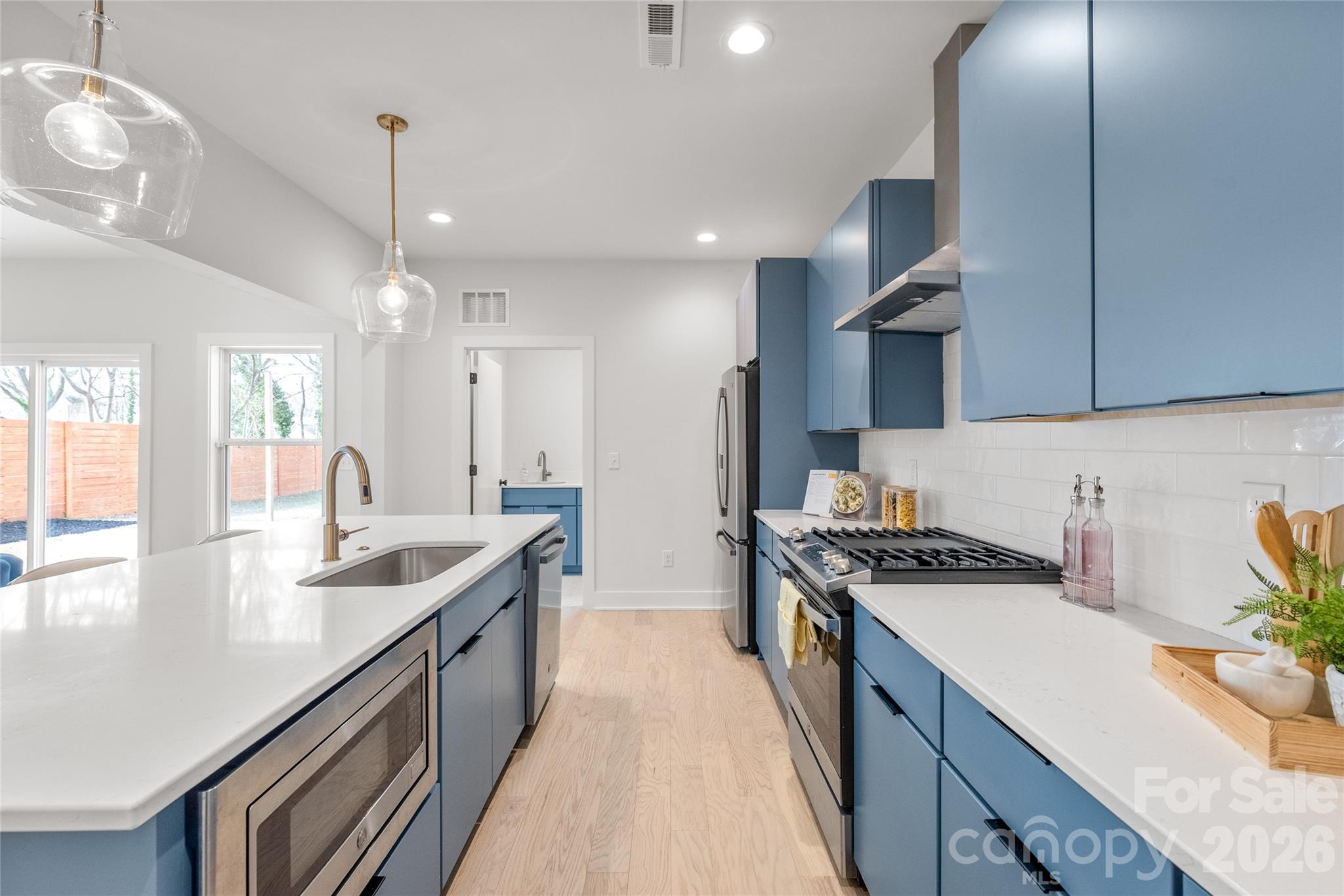 5773 Stephanie Street — Charlotte
