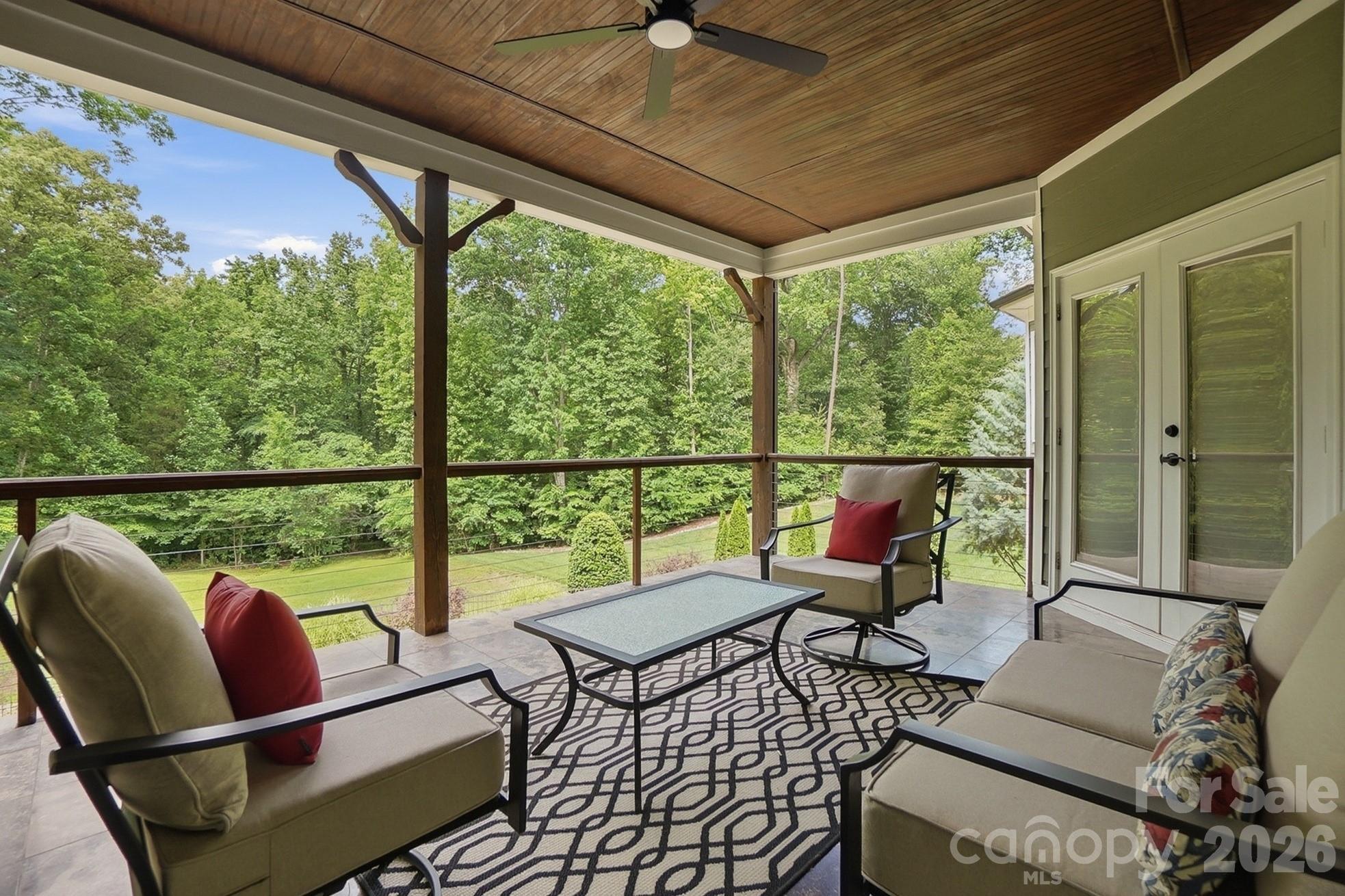 670 Arrow Point Lane — Davidson