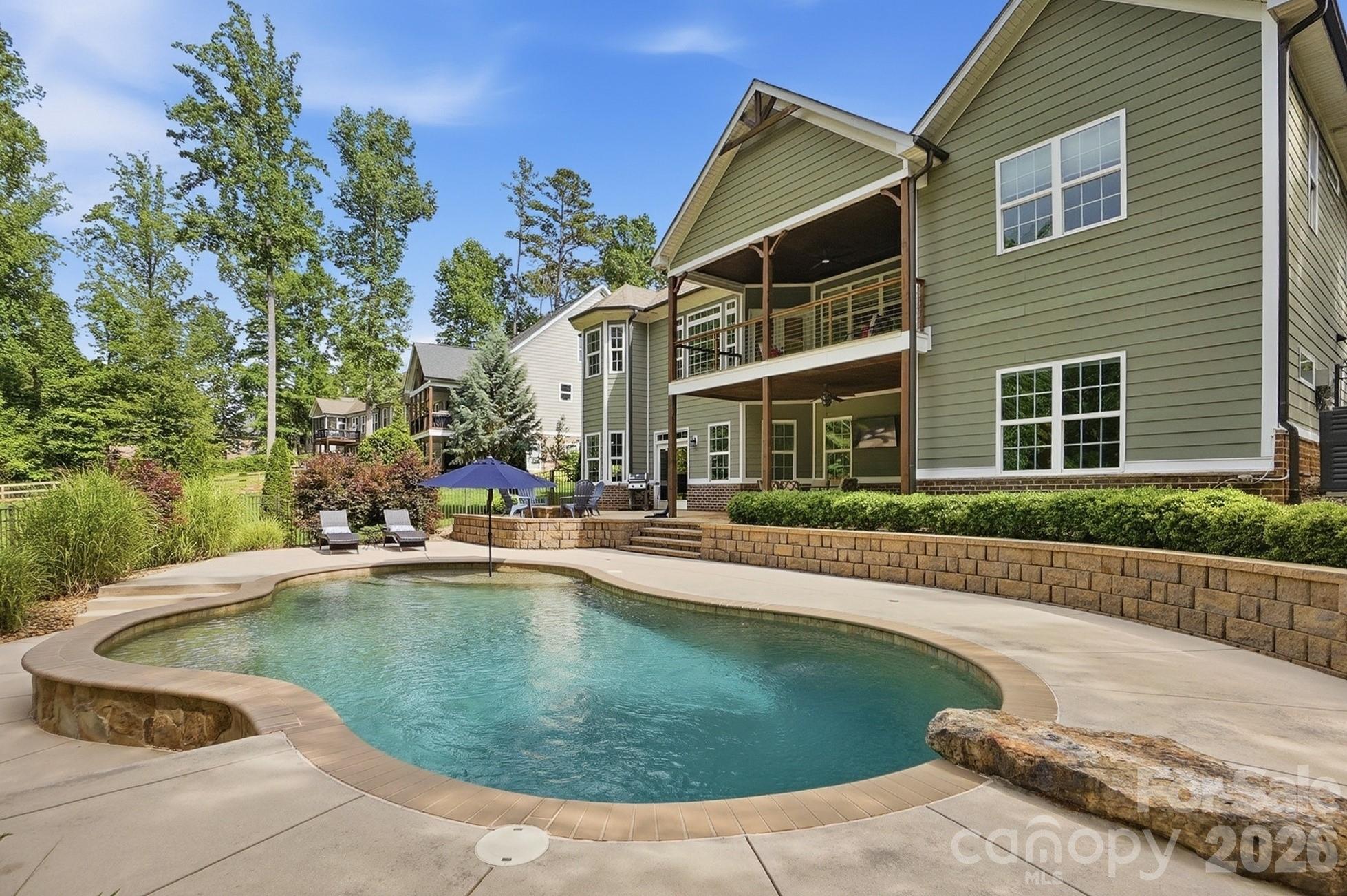 670 Arrow Point Lane — Davidson