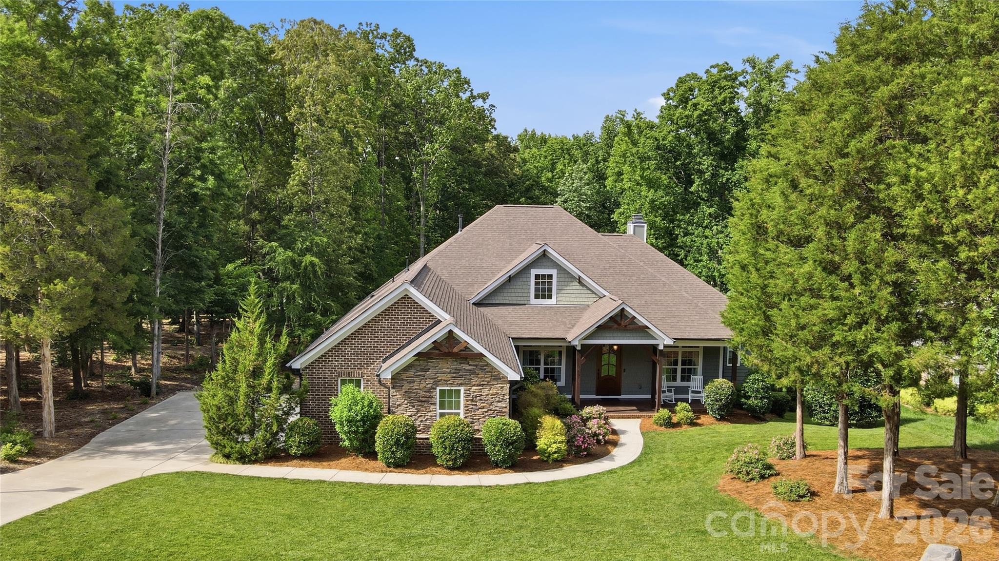 670 Arrow Point Lane — Davidson
