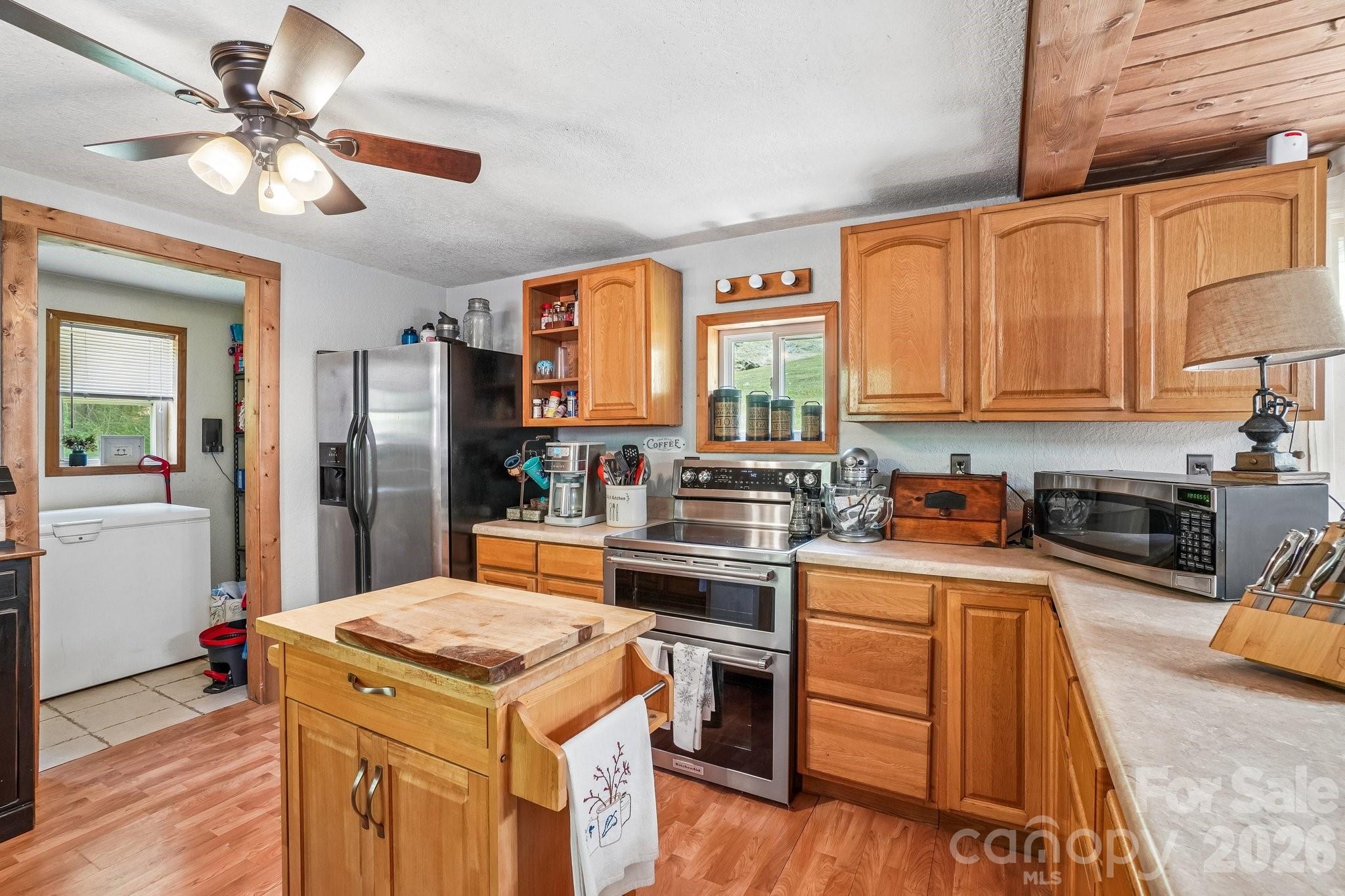 302 Battle Creek Drive — Green Mountain