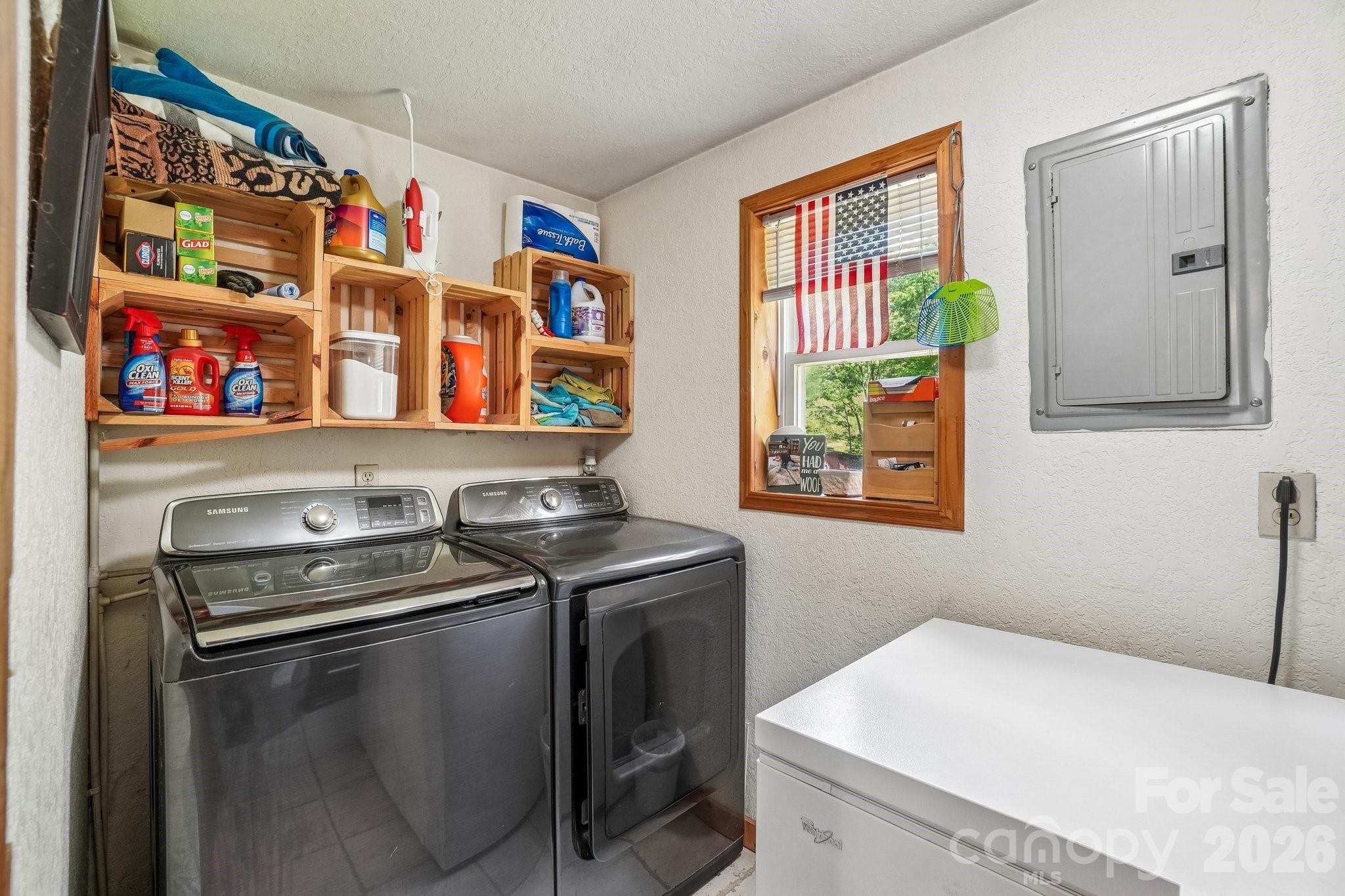 302 Battle Creek Drive — Green Mountain