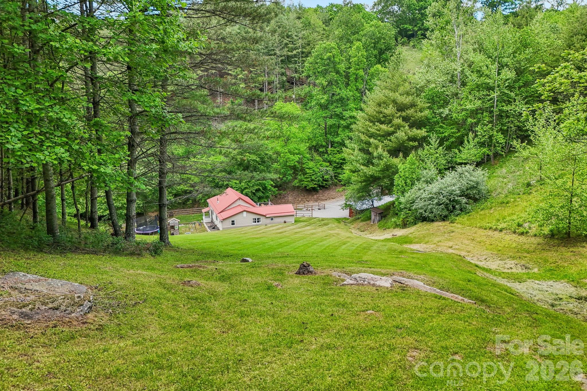 302 Battle Creek Drive — Green Mountain