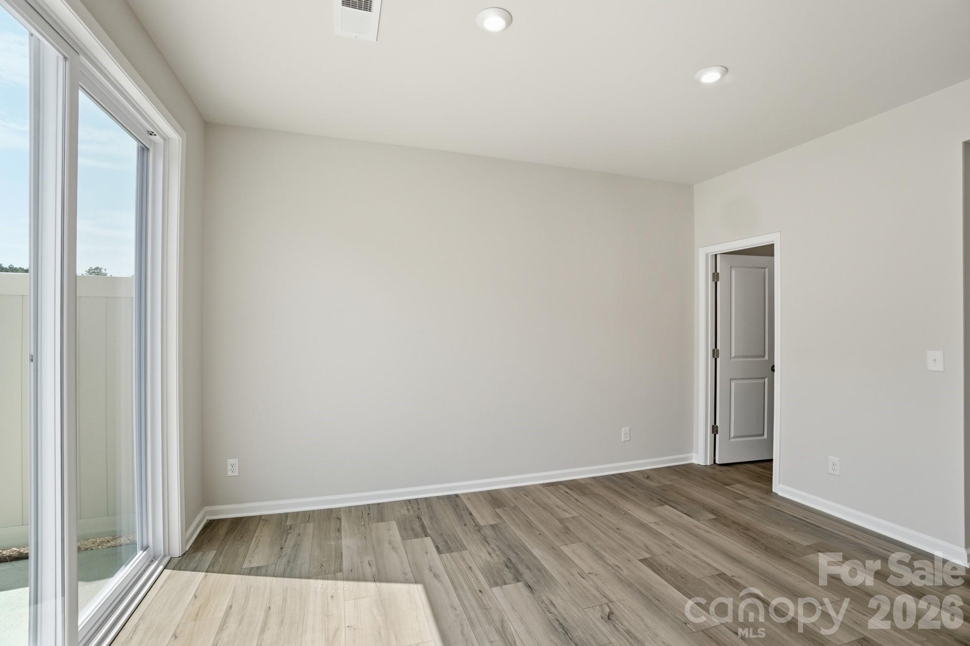 332 Laura Elizabeth Lane — Clover
