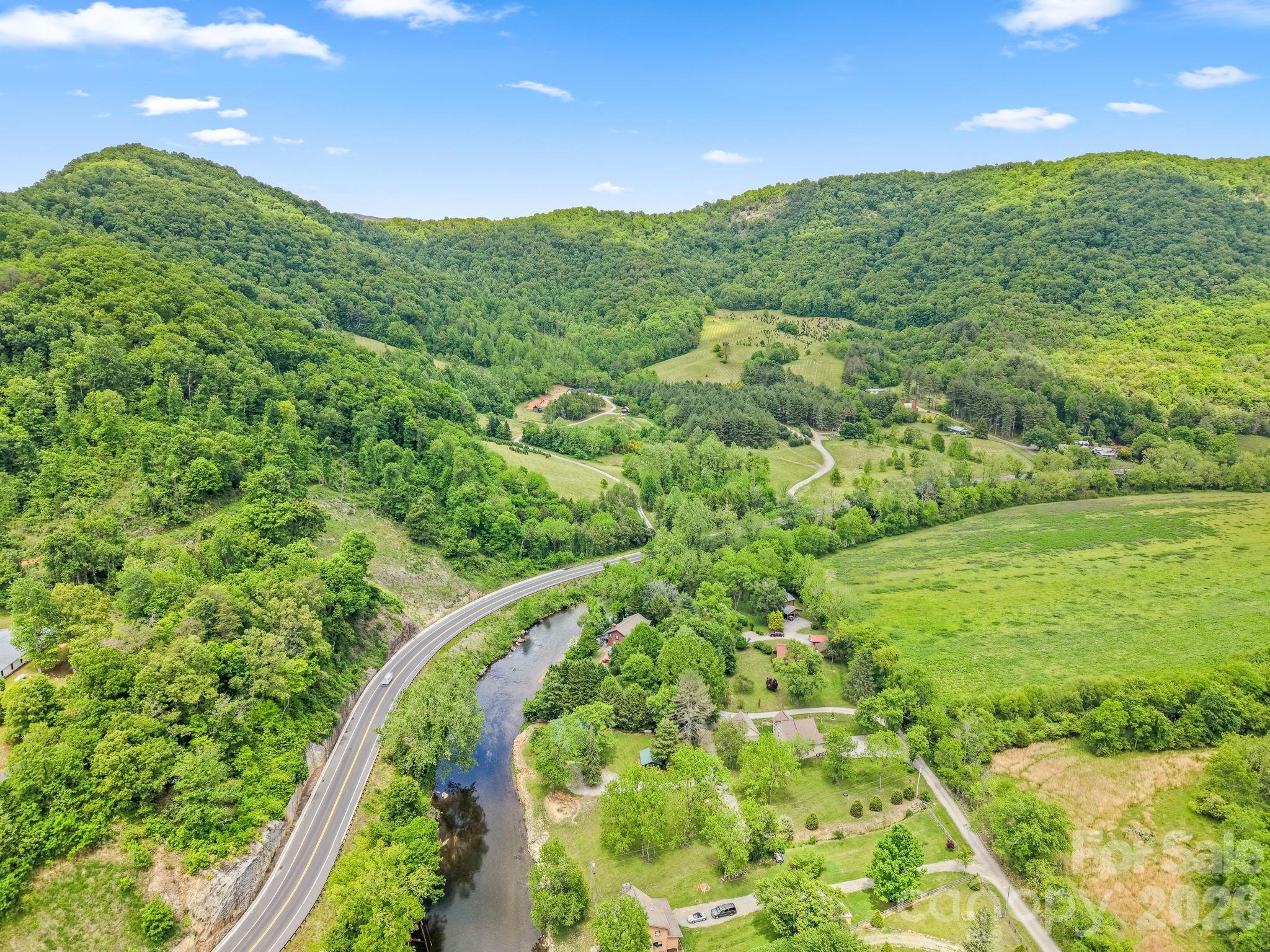 300 Bugle Boy Drive — Cullowhee