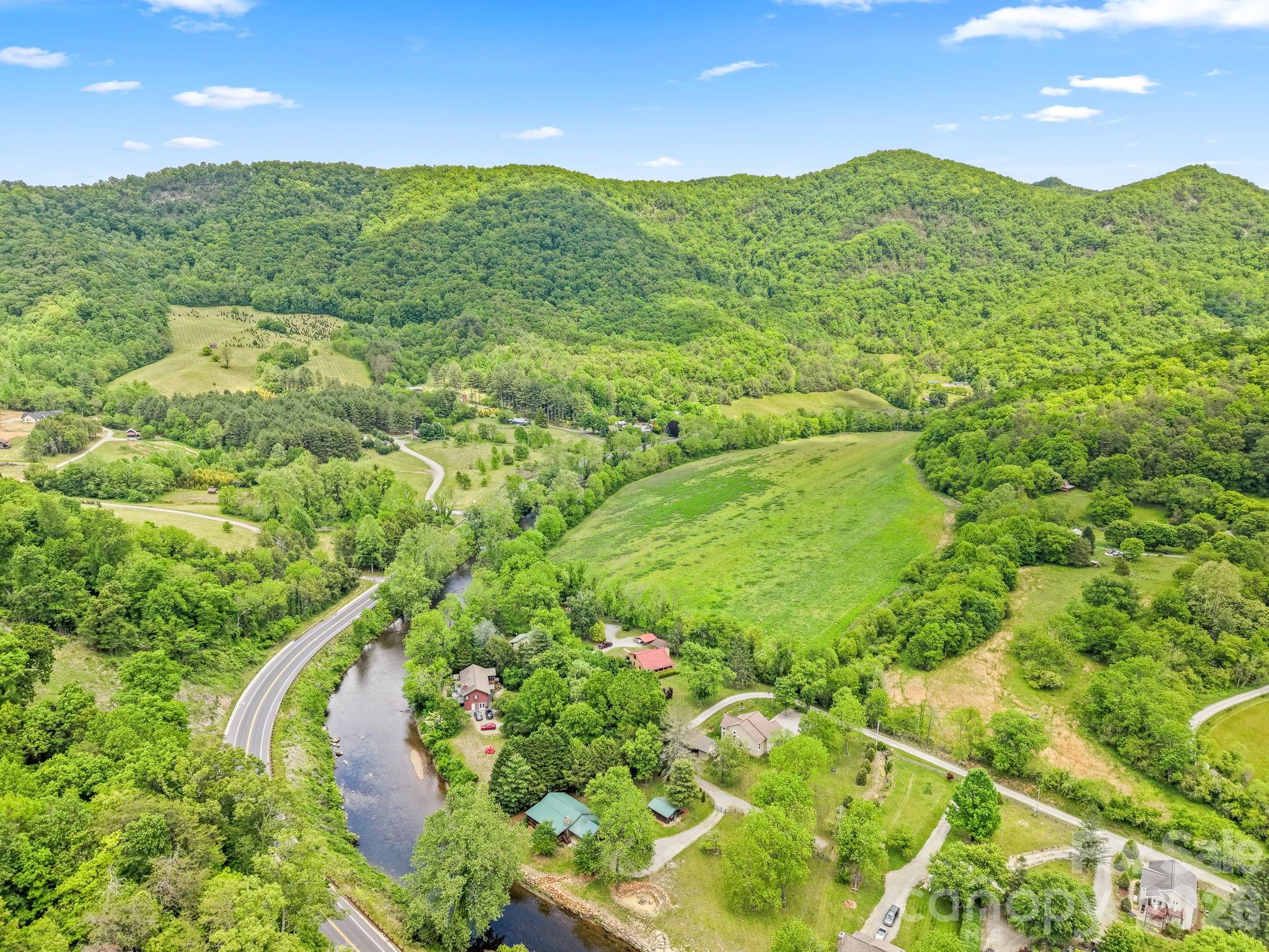 300 Bugle Boy Drive — Cullowhee