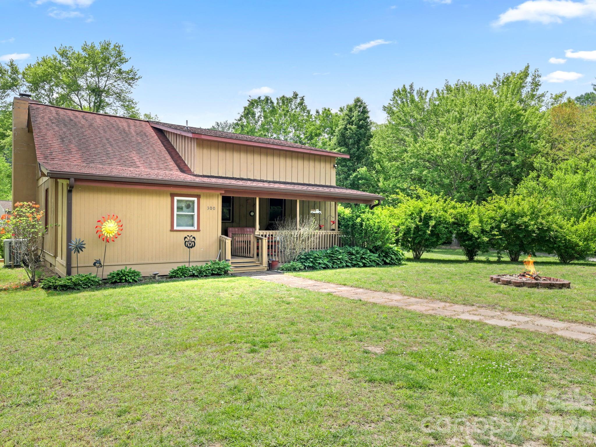 300 Bugle Boy Drive — Cullowhee