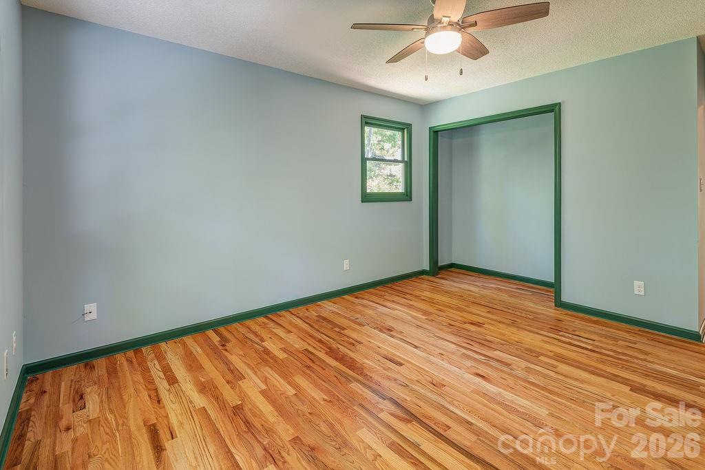 146 Churchill Downs Drive — Fairview