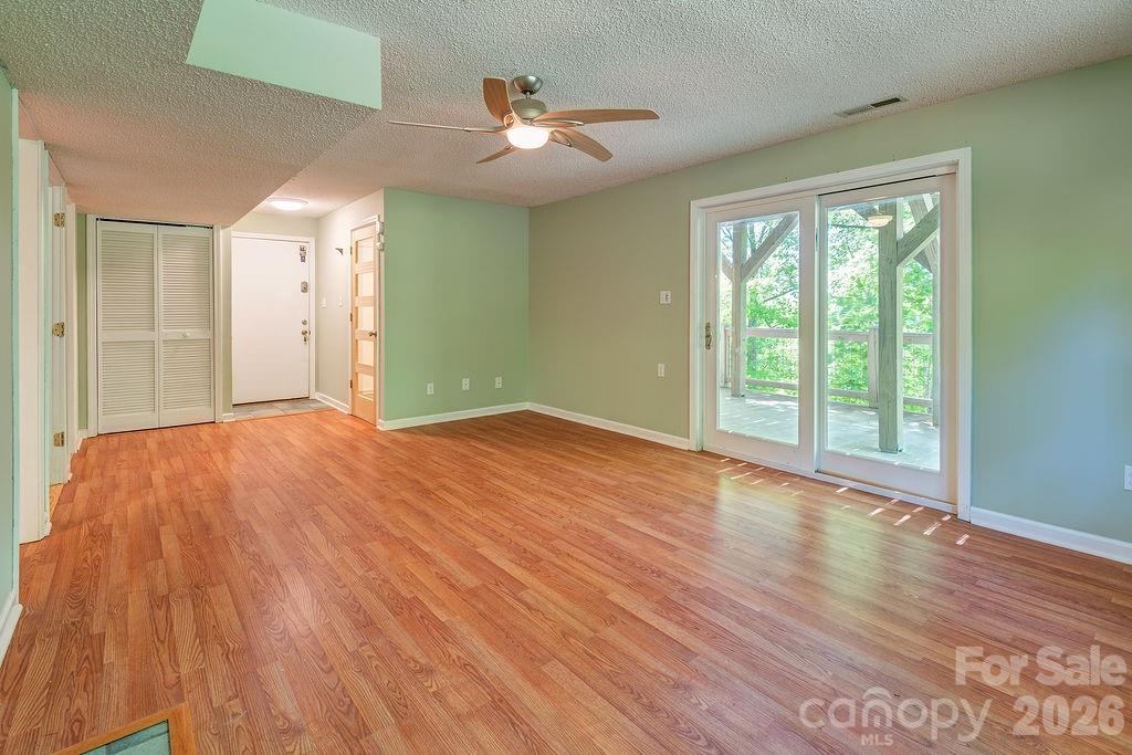 146 Churchill Downs Drive — Fairview