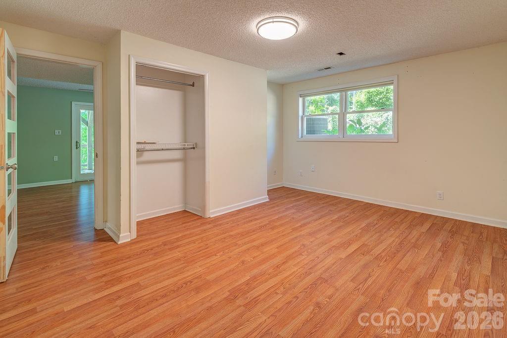 146 Churchill Downs Drive — Fairview
