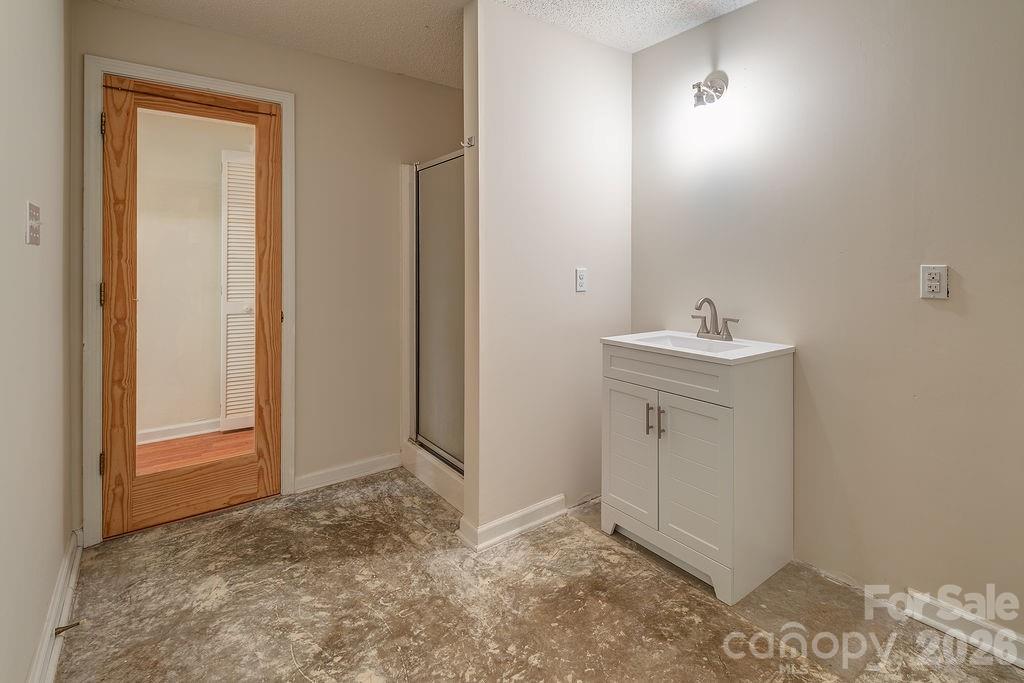 146 Churchill Downs Drive — Fairview
