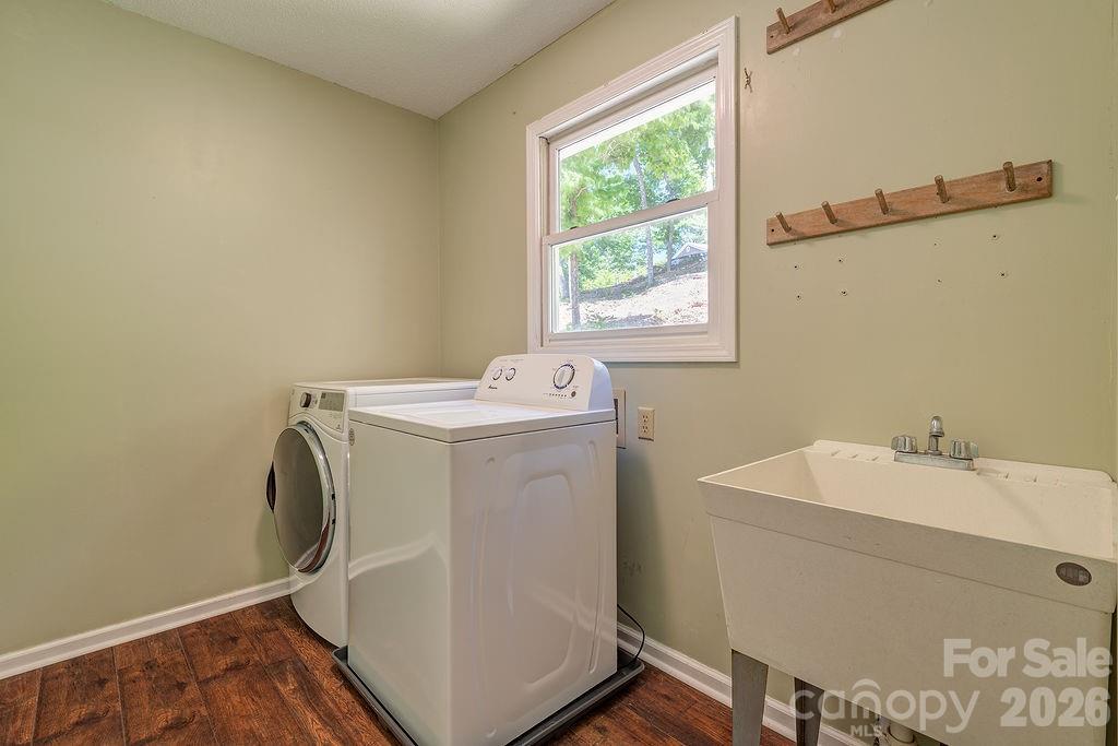 146 Churchill Downs Drive — Fairview
