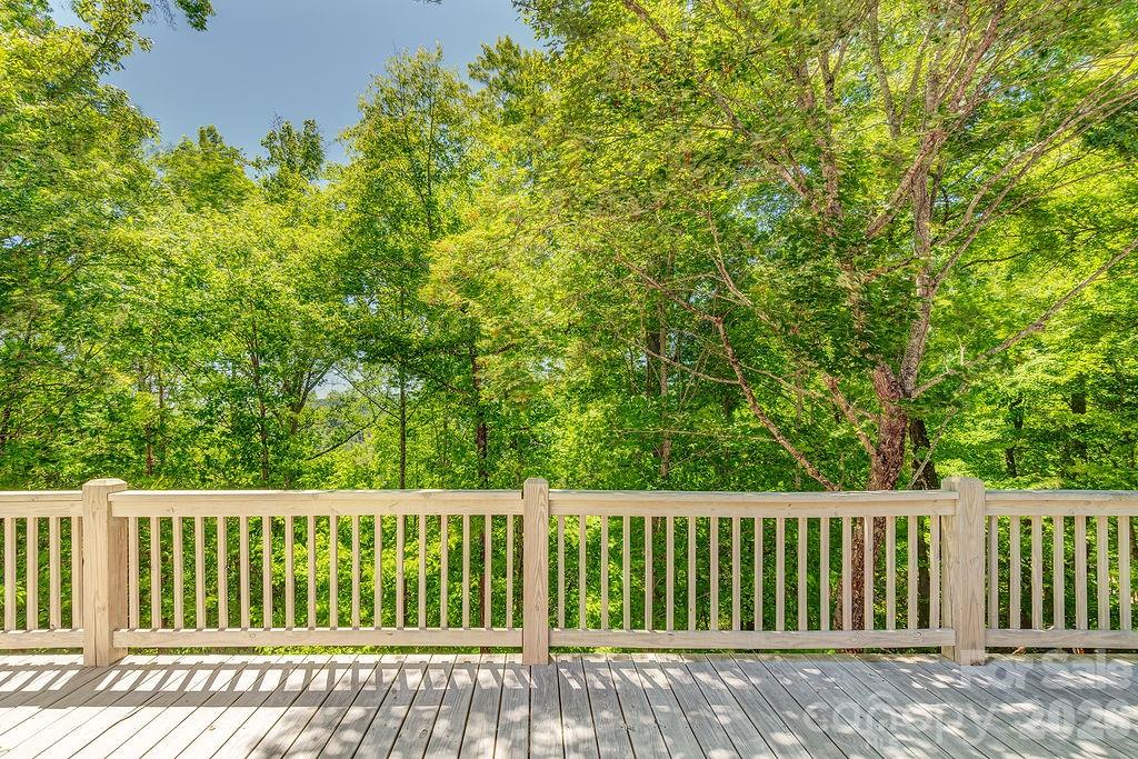 146 Churchill Downs Drive — Fairview