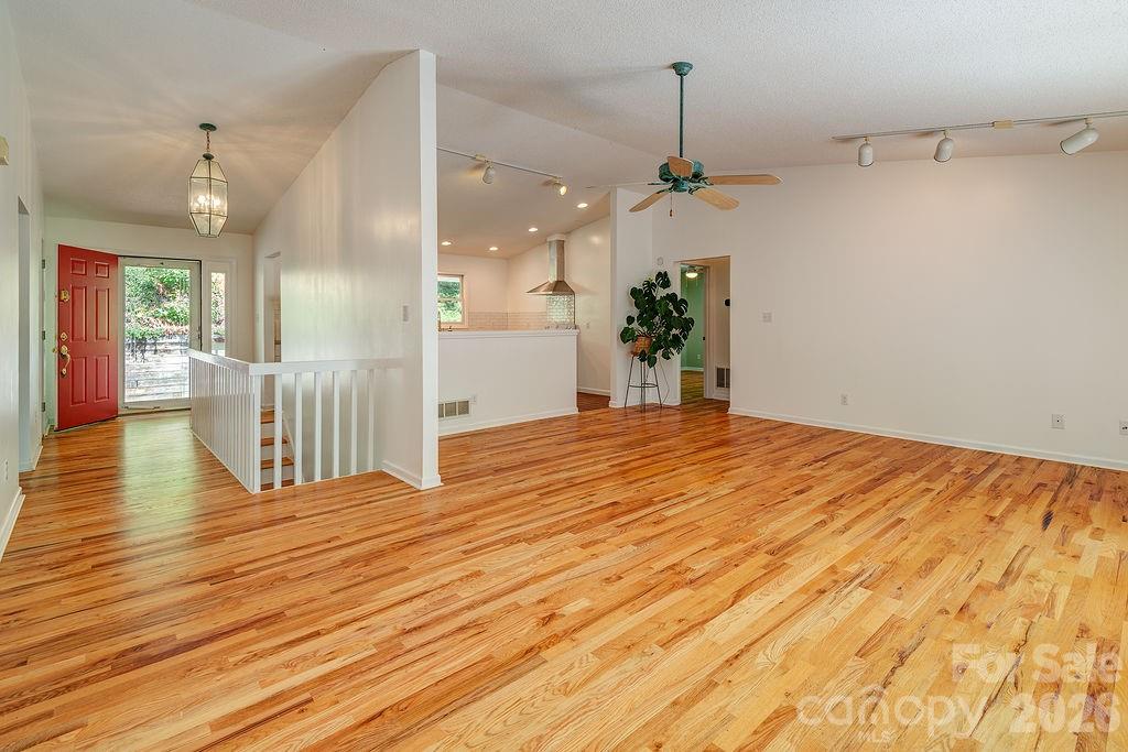 146 Churchill Downs Drive — Fairview