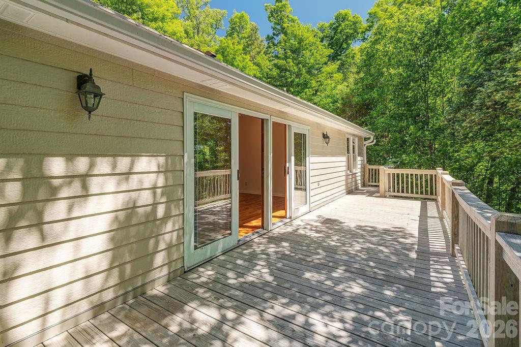 146 Churchill Downs Drive — Fairview