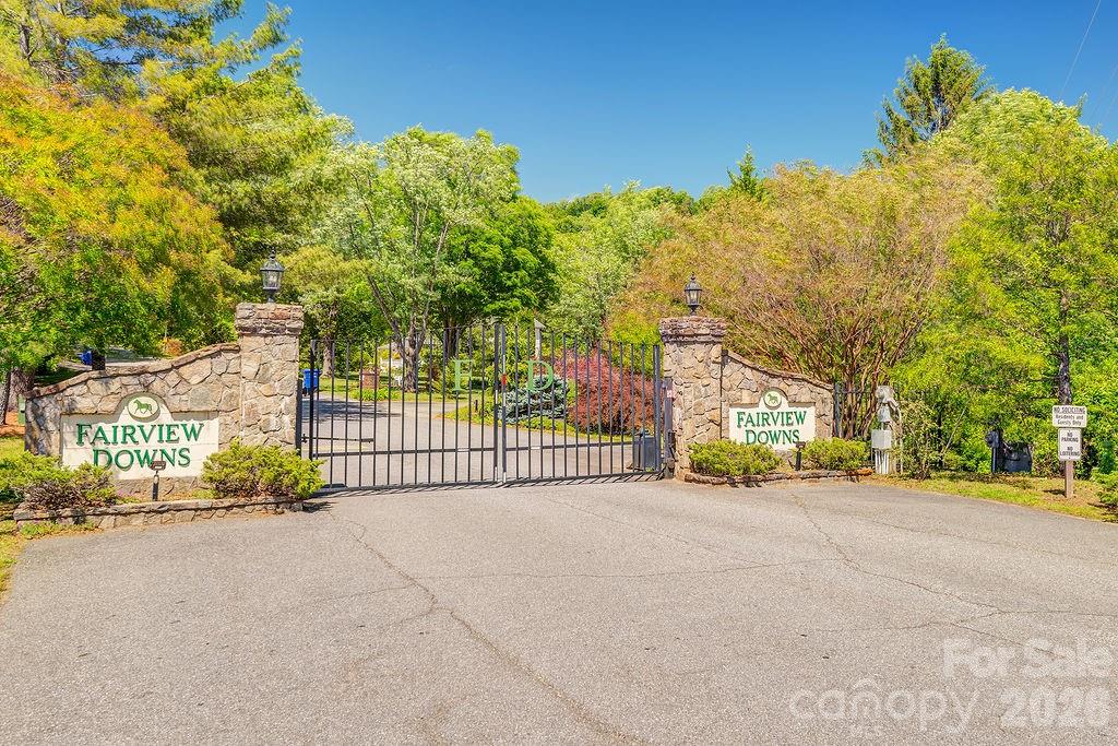 146 Churchill Downs Drive — Fairview