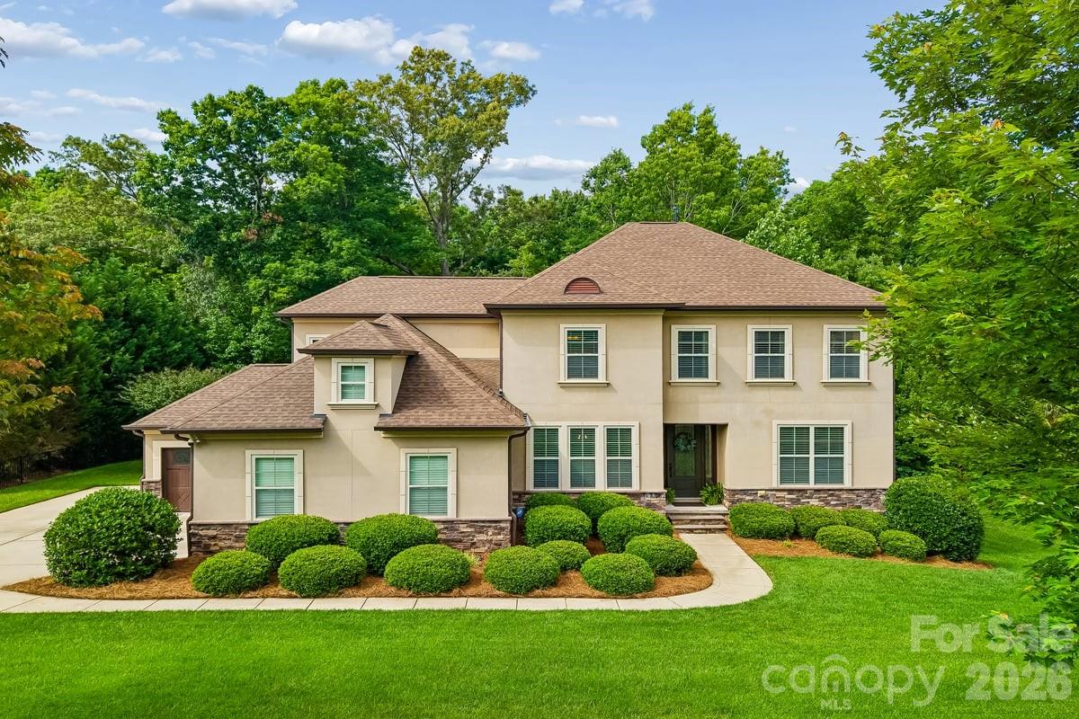 7111 Yellowhorn Trail — Waxhaw