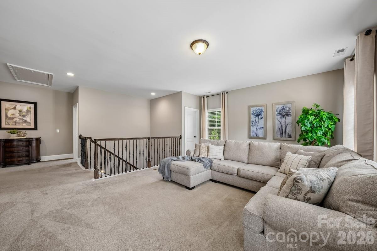 7111 Yellowhorn Trail — Waxhaw