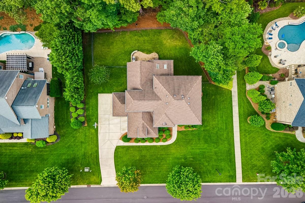7111 Yellowhorn Trail — Waxhaw
