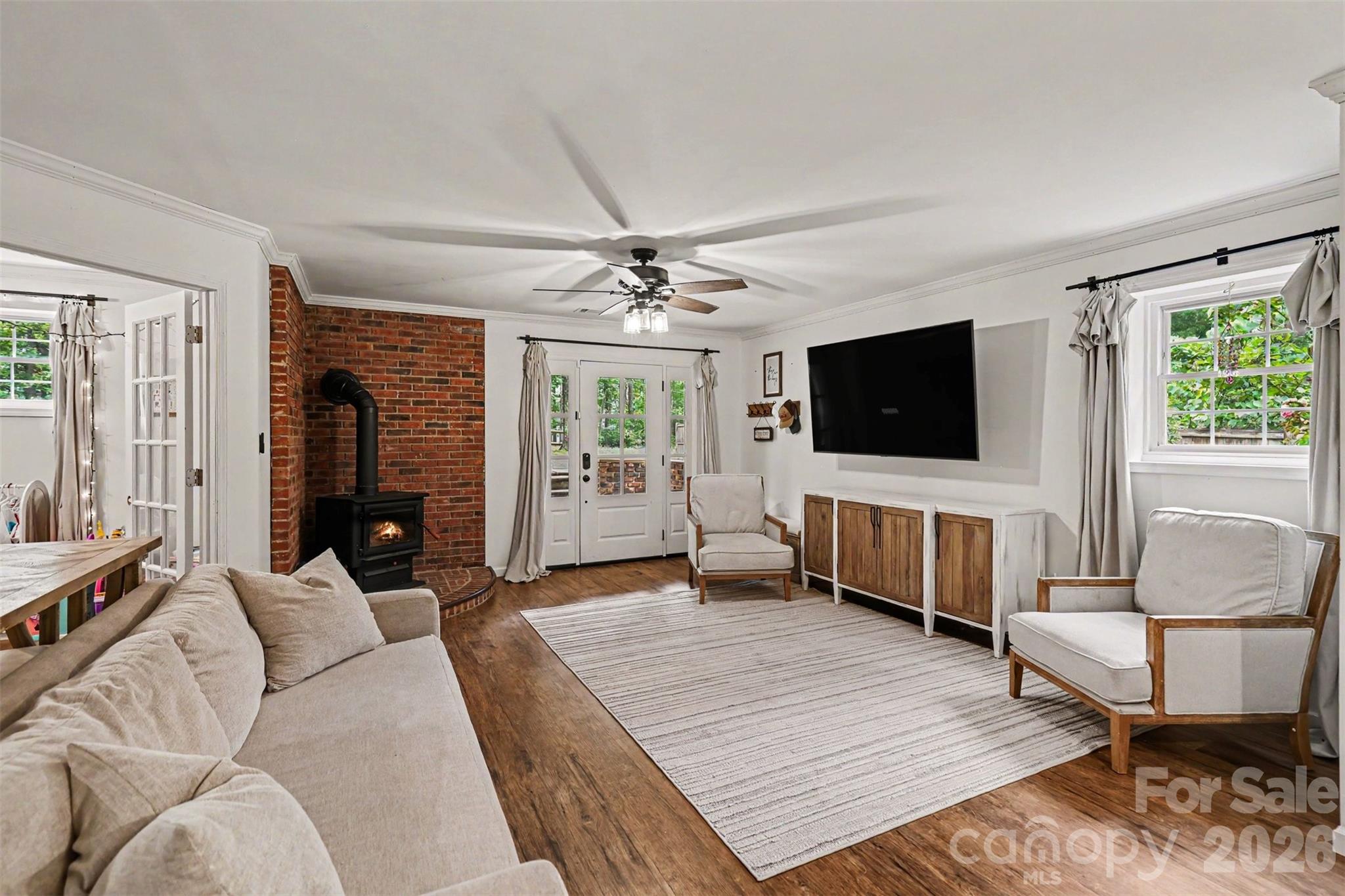 184 Canal Road — Belmont