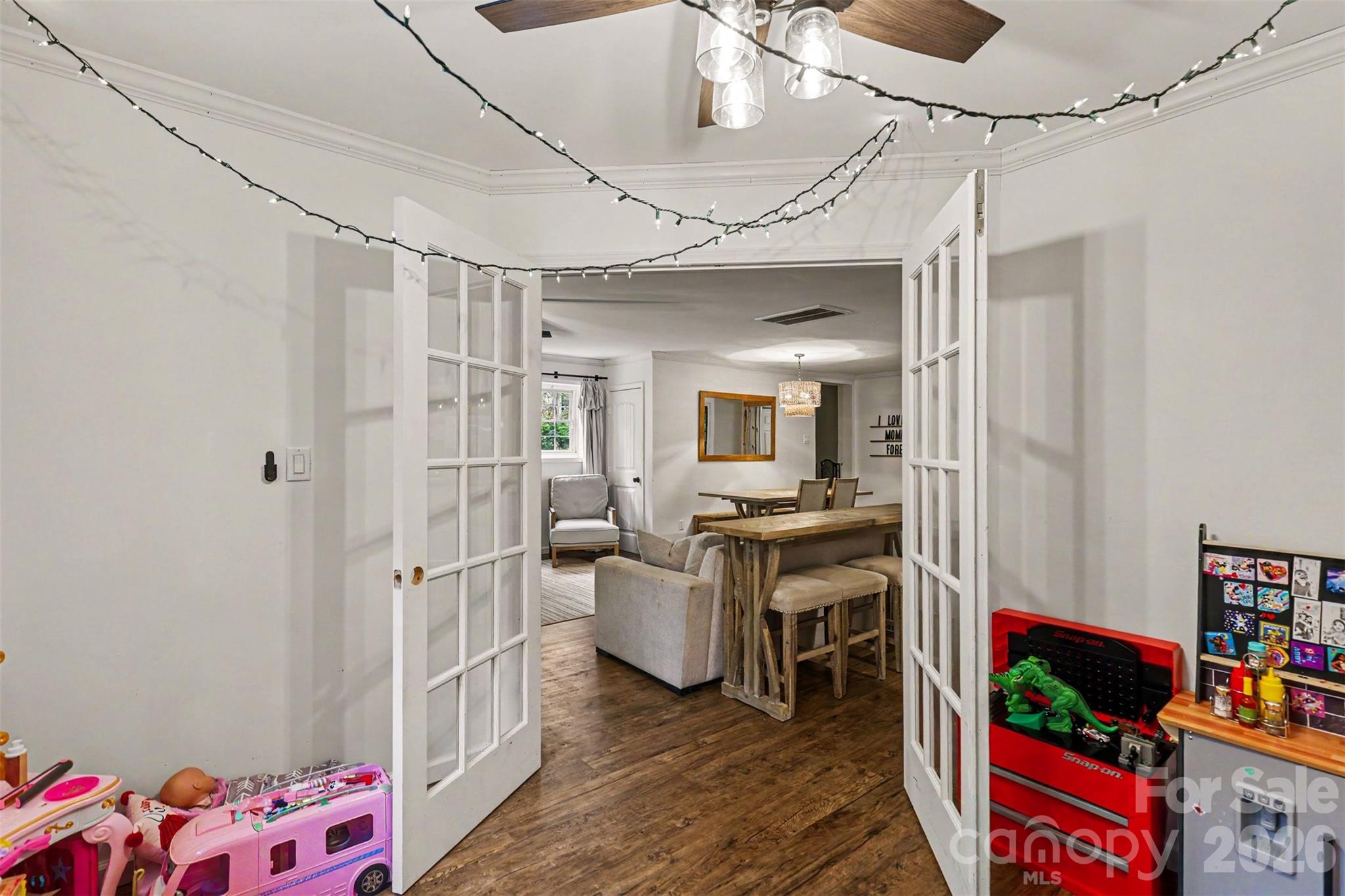 184 Canal Road — Belmont