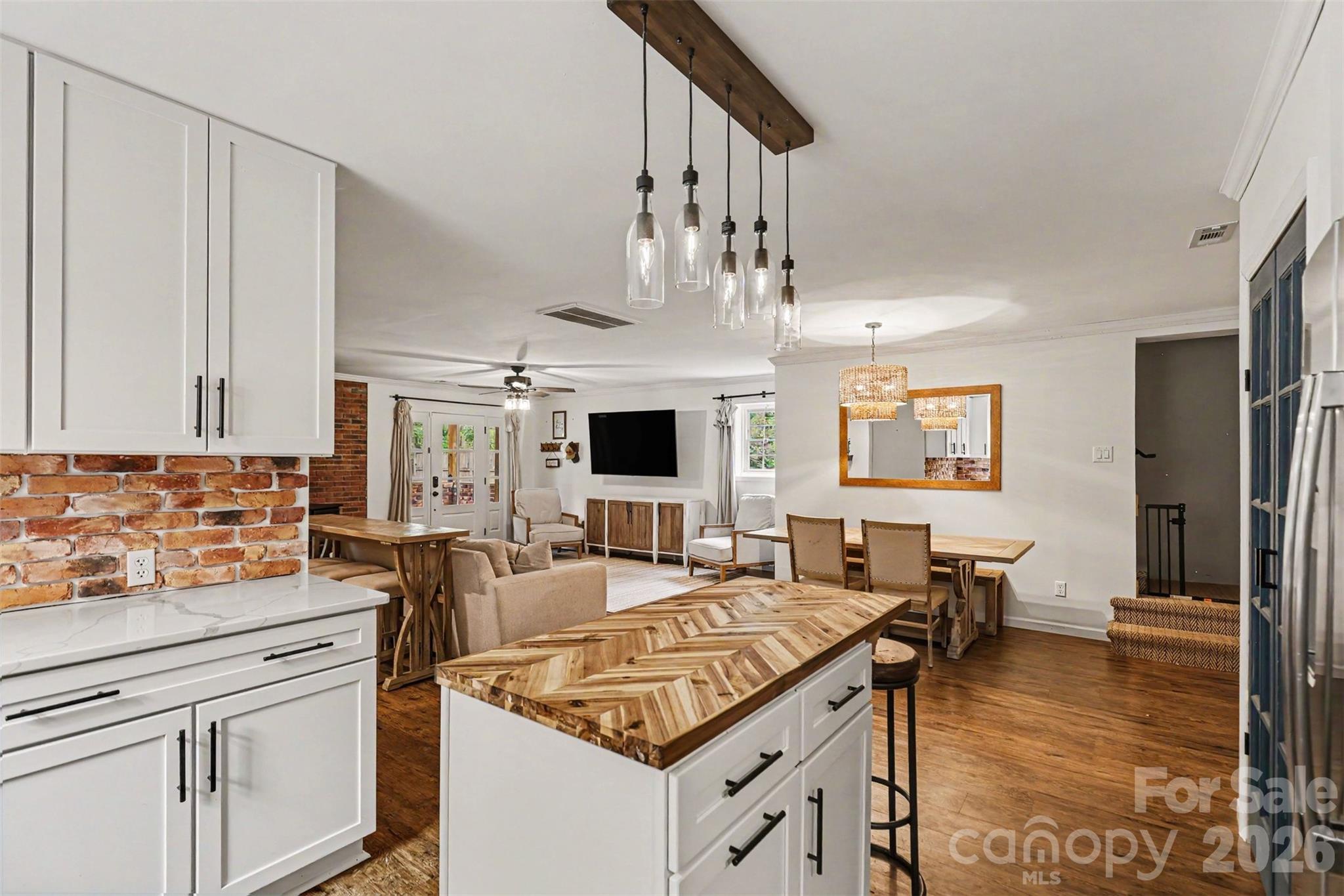 184 Canal Road — Belmont