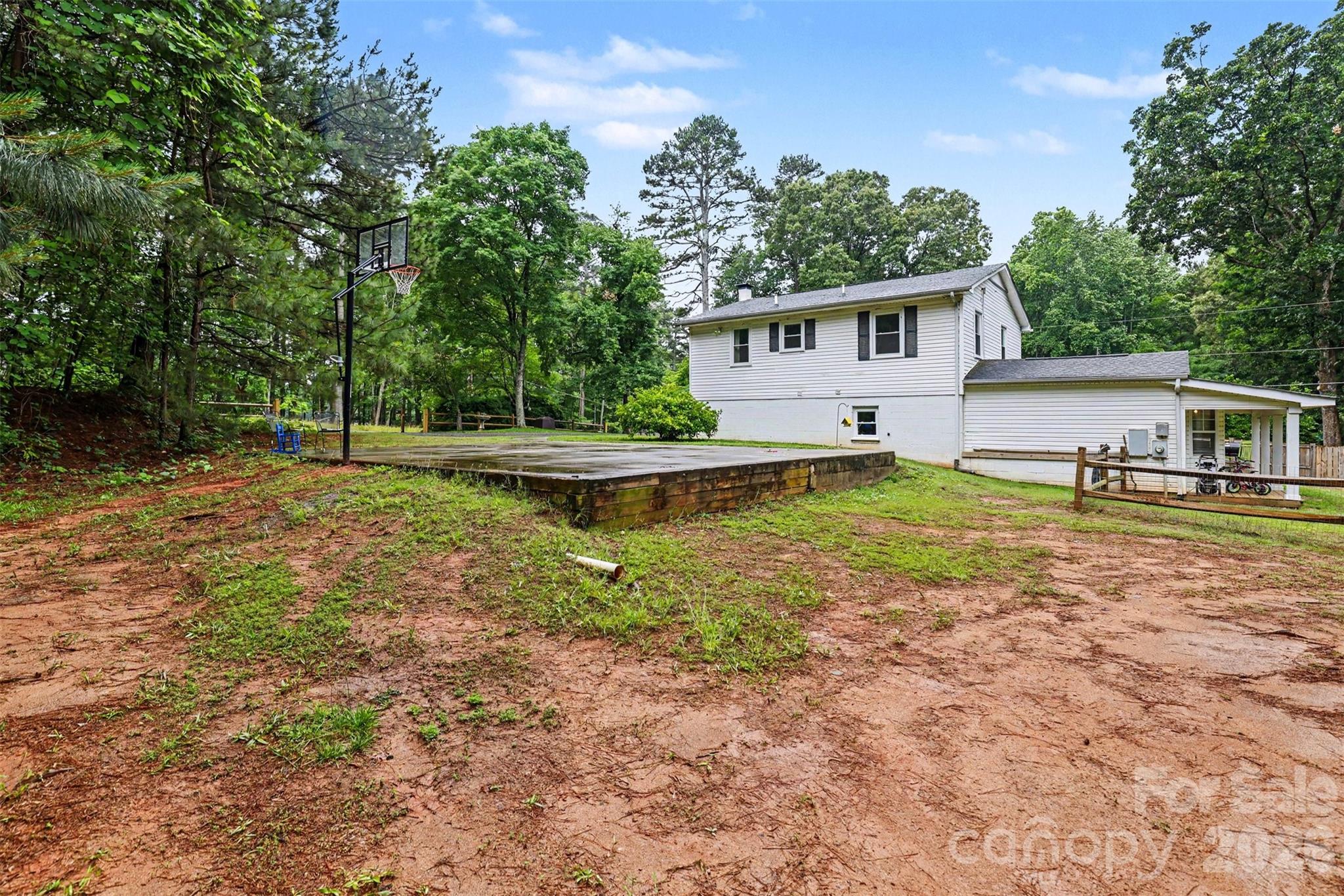 184 Canal Road — Belmont