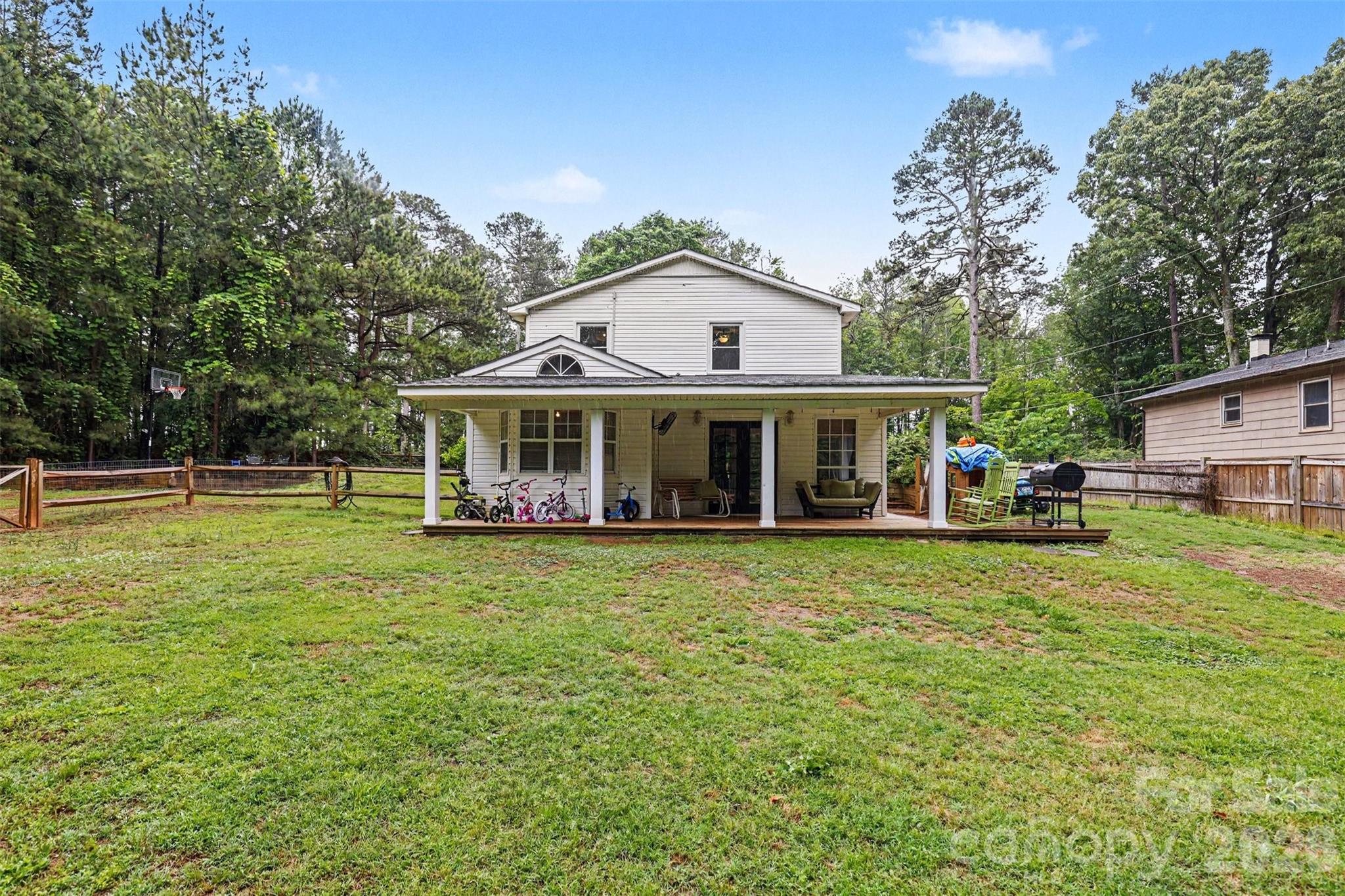 184 Canal Road — Belmont