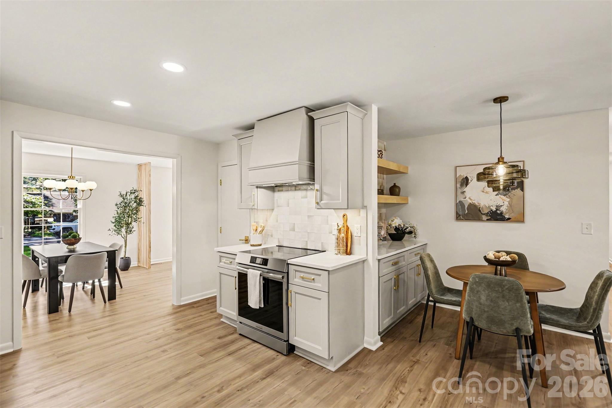 319 Kingsley Drive — Charlotte